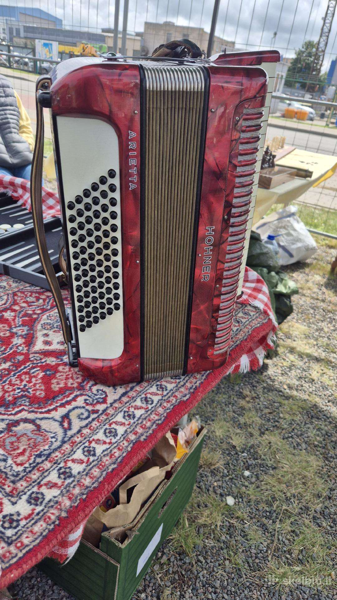 Akordeonas Hohner