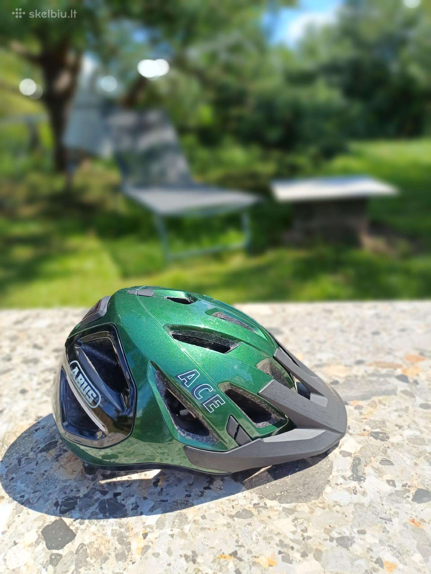 Abus Urban-i 3.0 Ace helmet šalmas