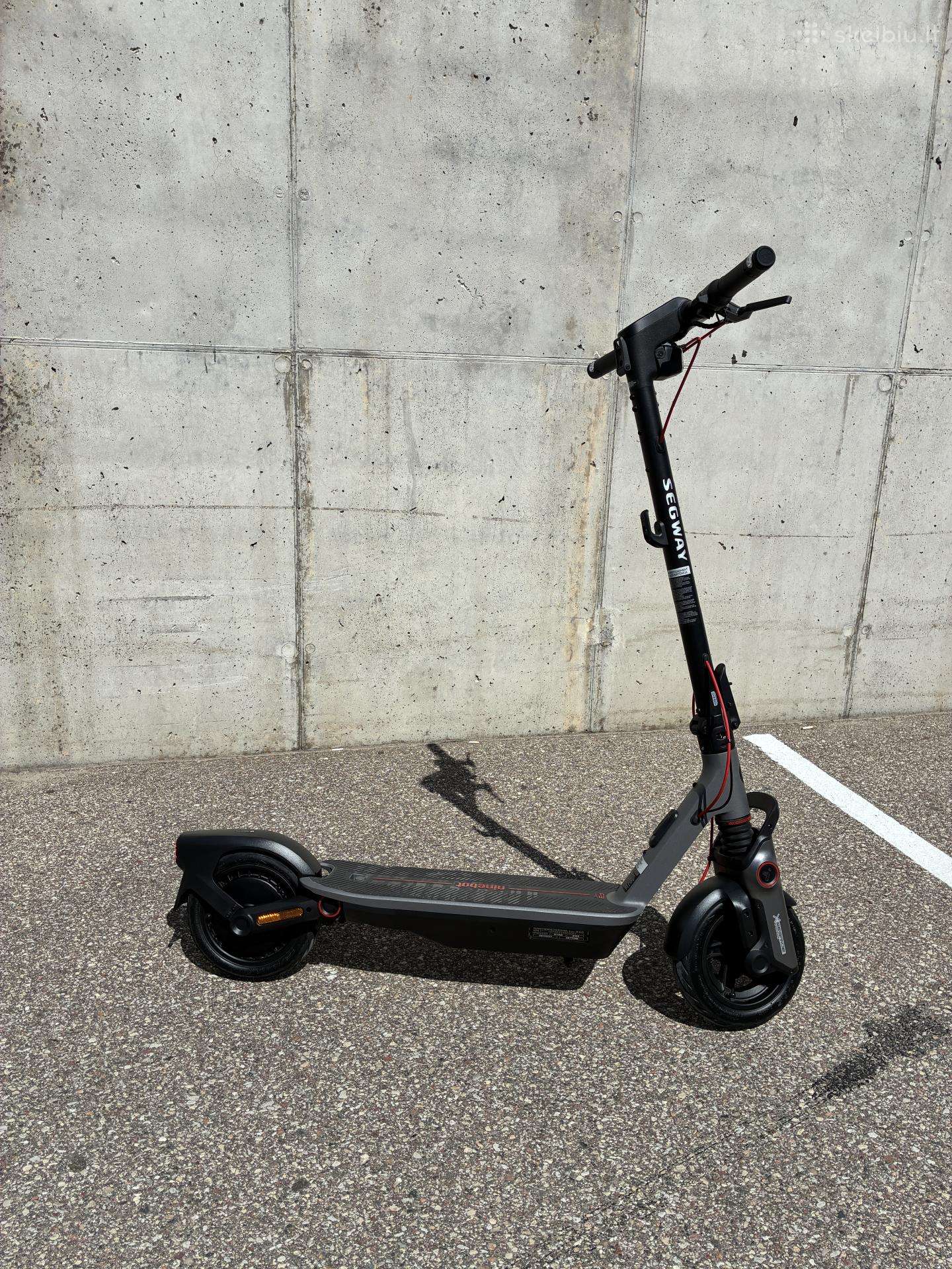 Elektrinis paspirtukas Segway - Ninebot F3 Pro E