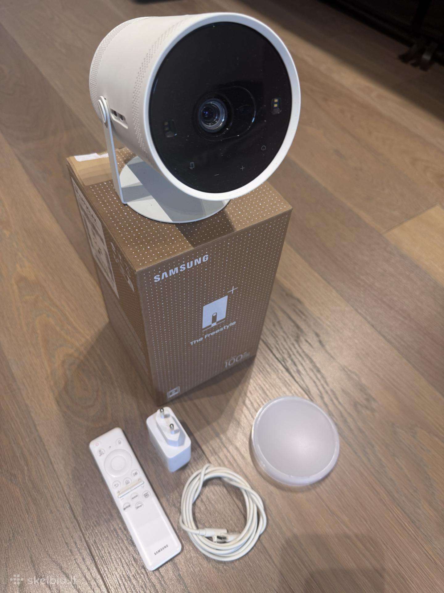 Samsung The Freestyle 2nd Gen . Projektorius.
