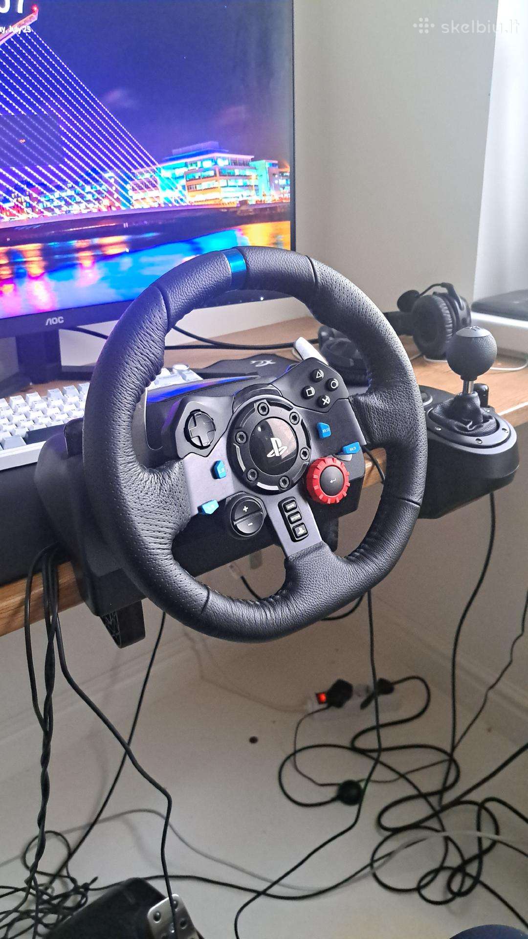 Vairas Logitech G29 su defektu