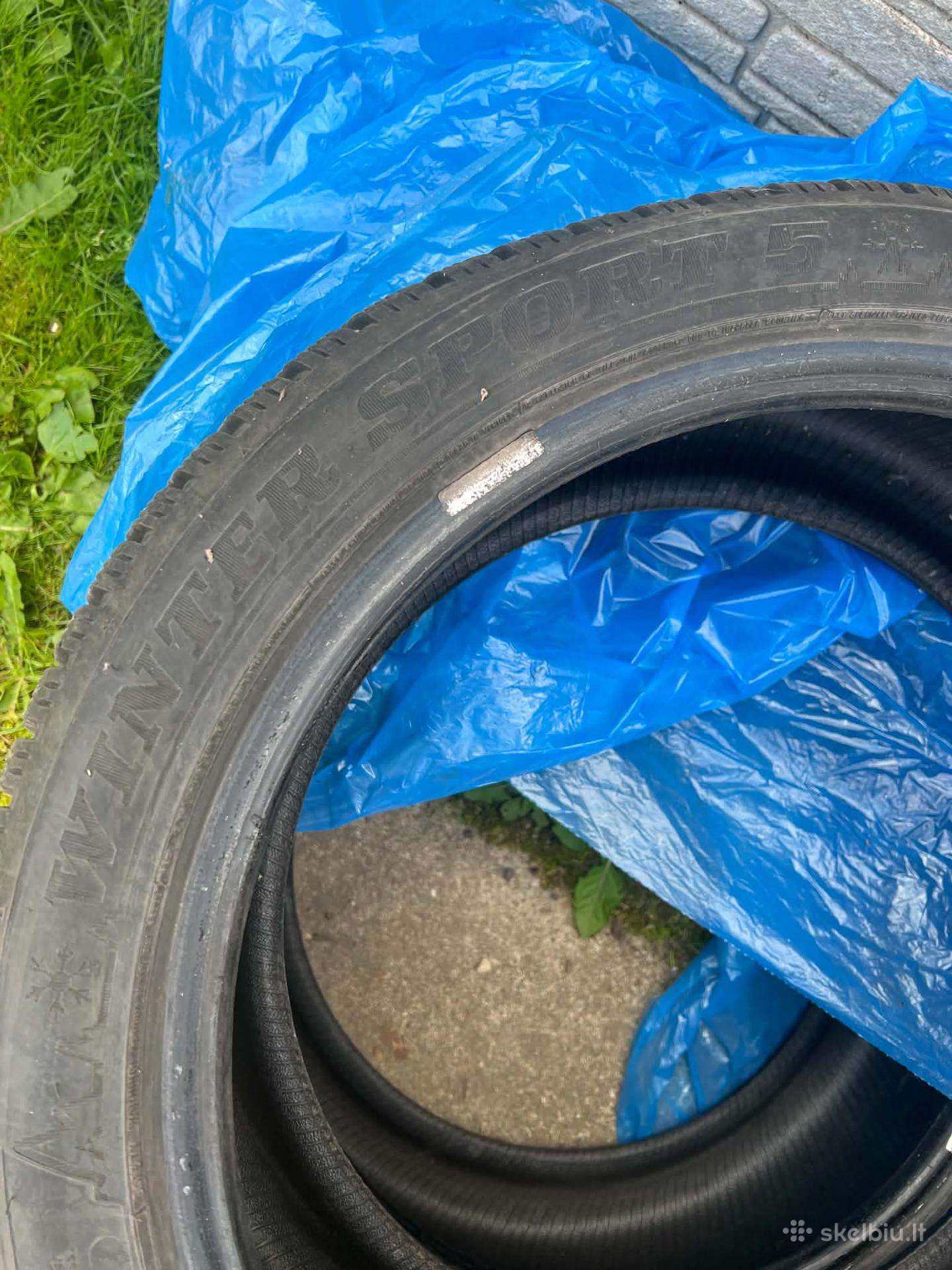 Dunlop, зимние 235/45 R18
