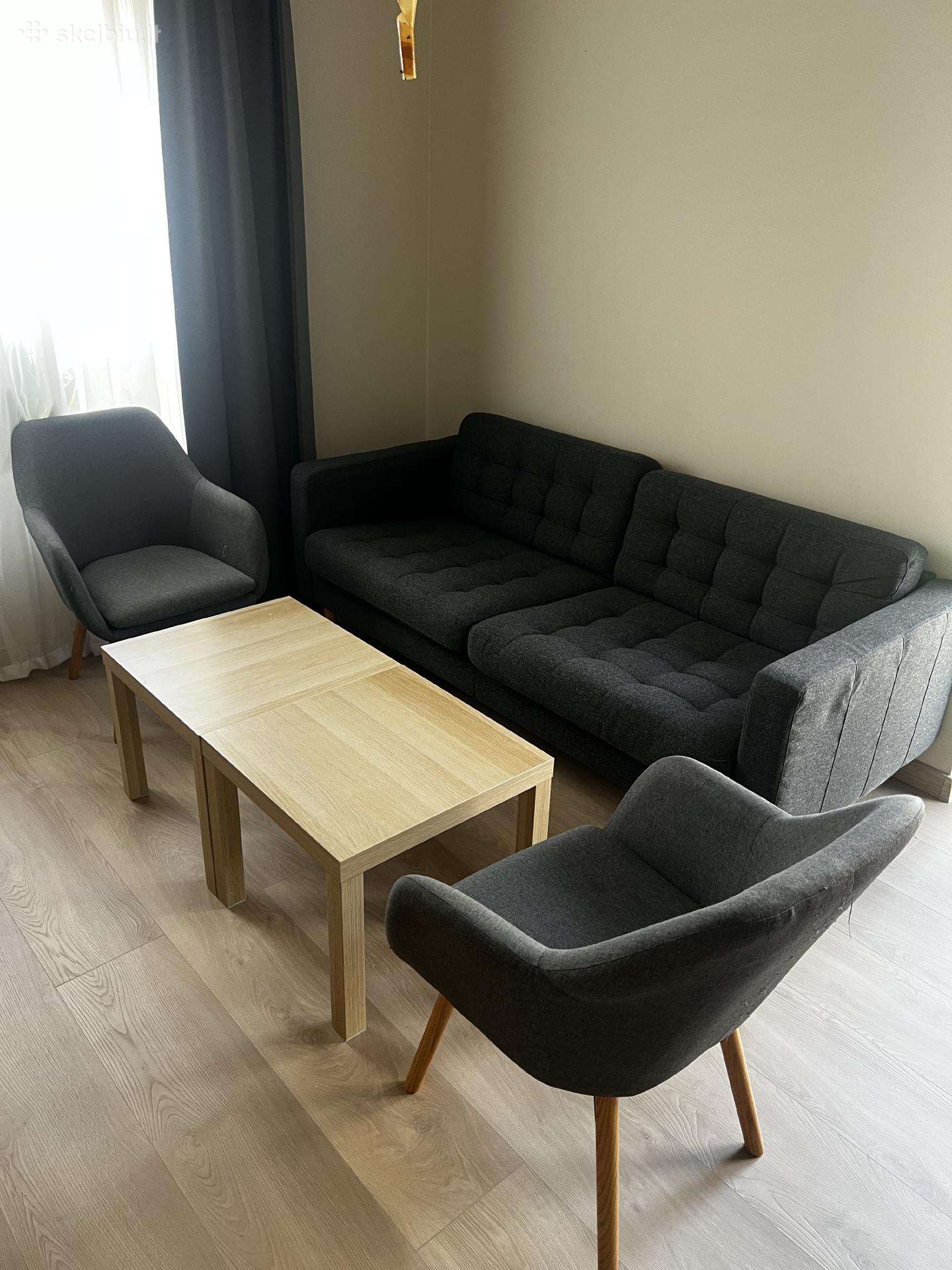Sofa, stalai, kede