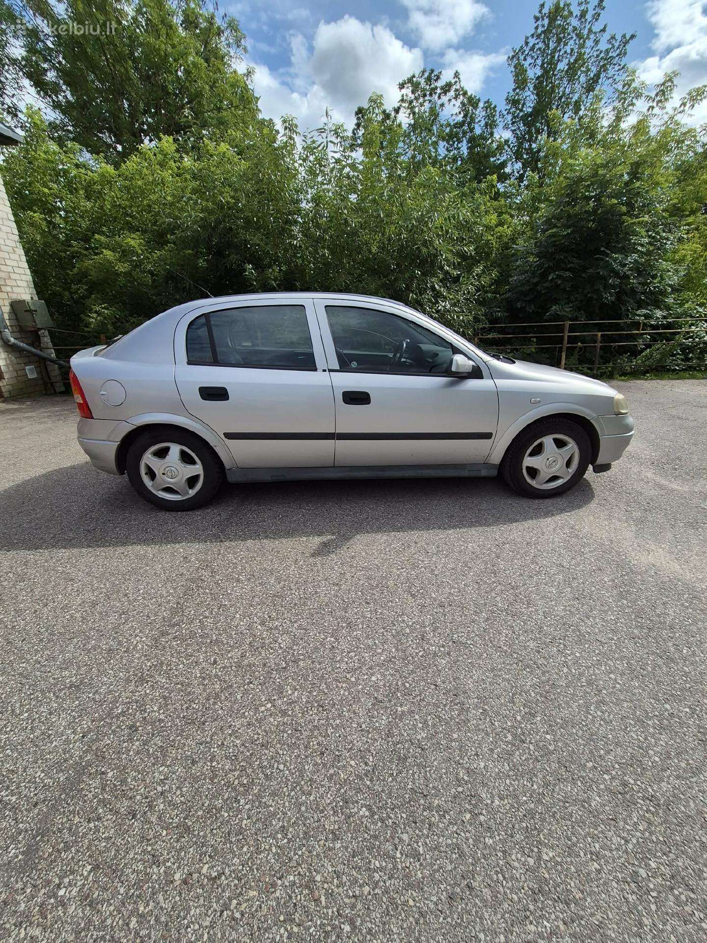 Opel Astra, 1.6 l., hatchback