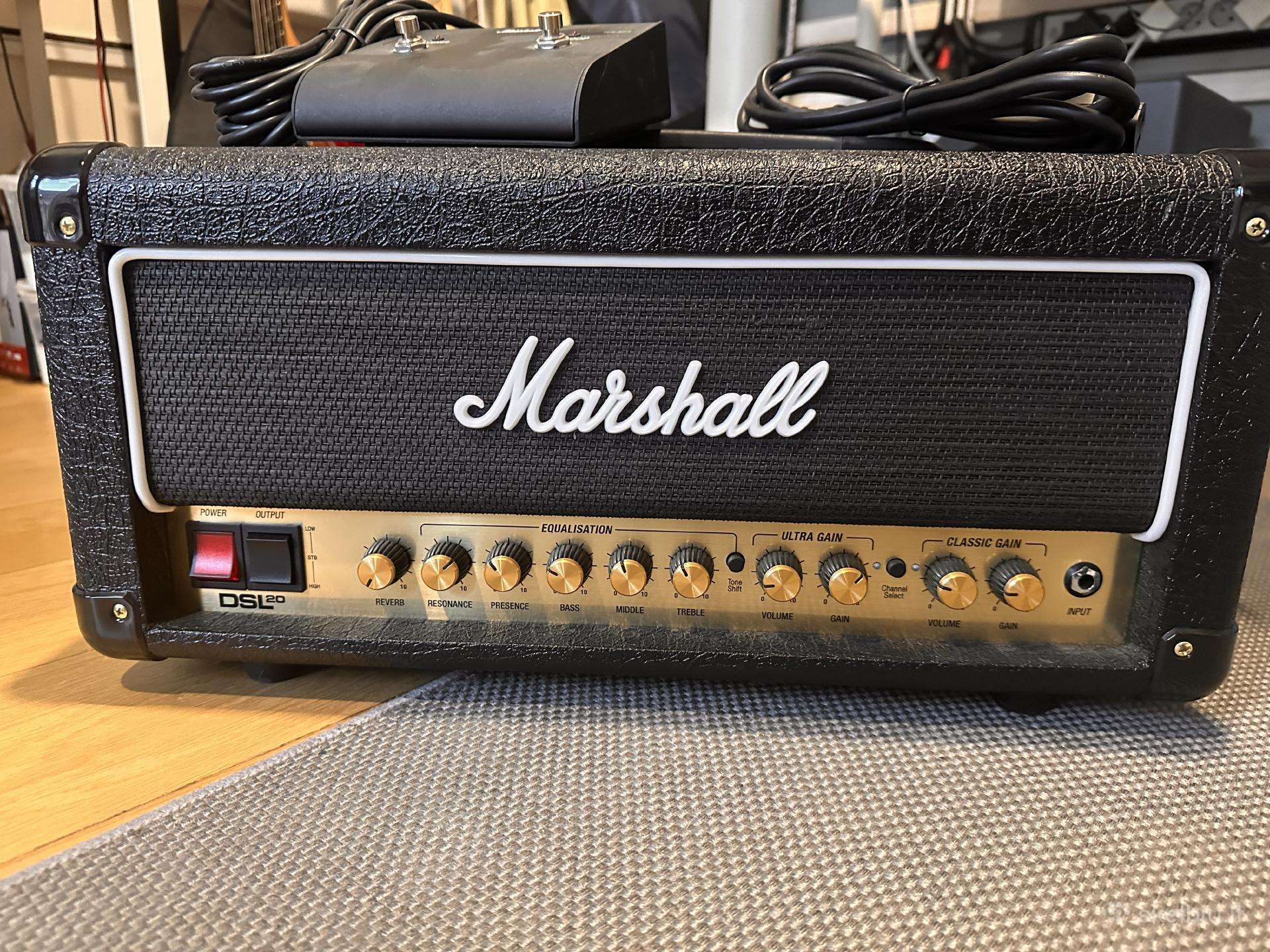 Marshall Dsl20hr + footswitch