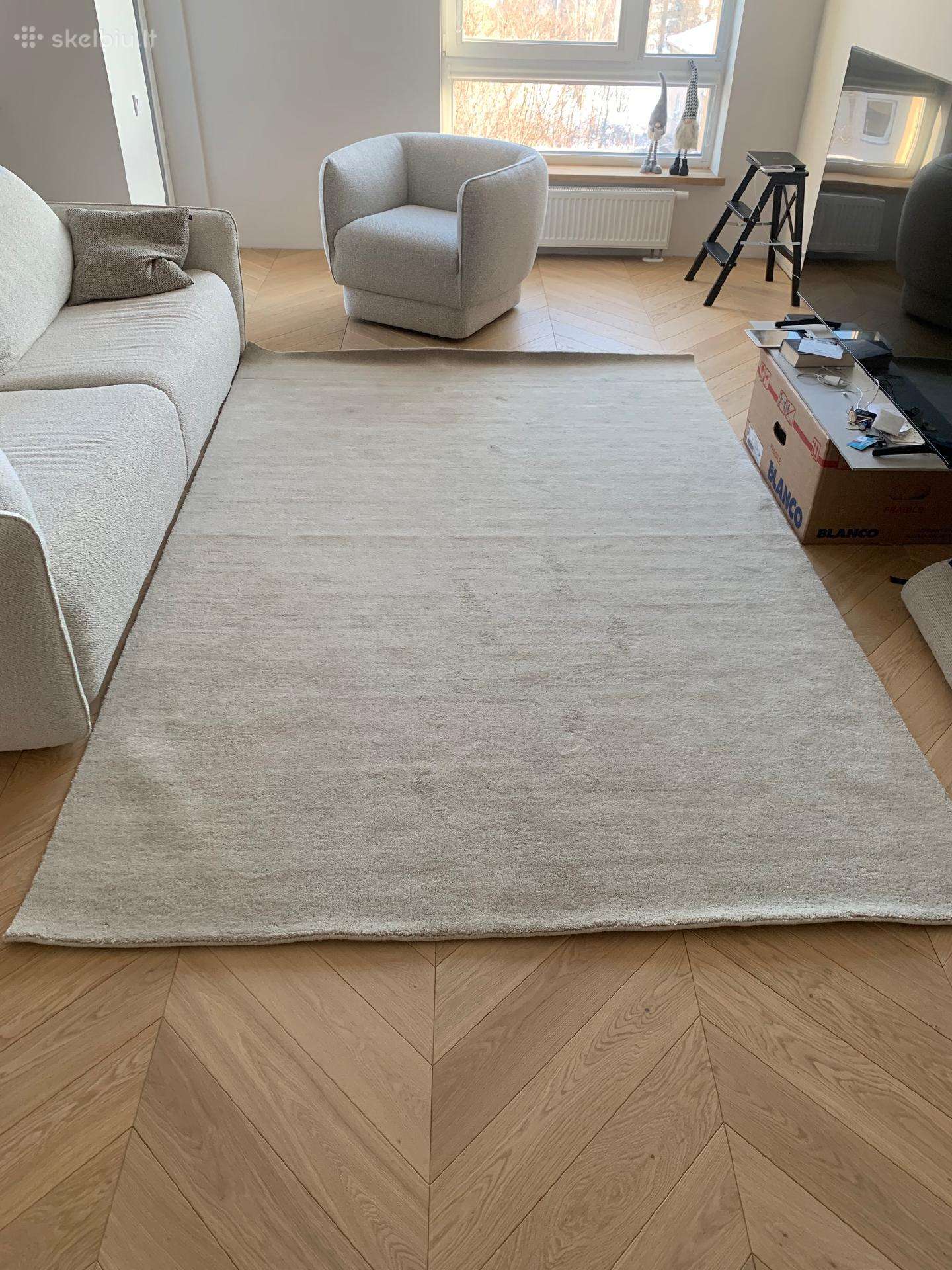 Naujas vilnonis kilimas 200x300