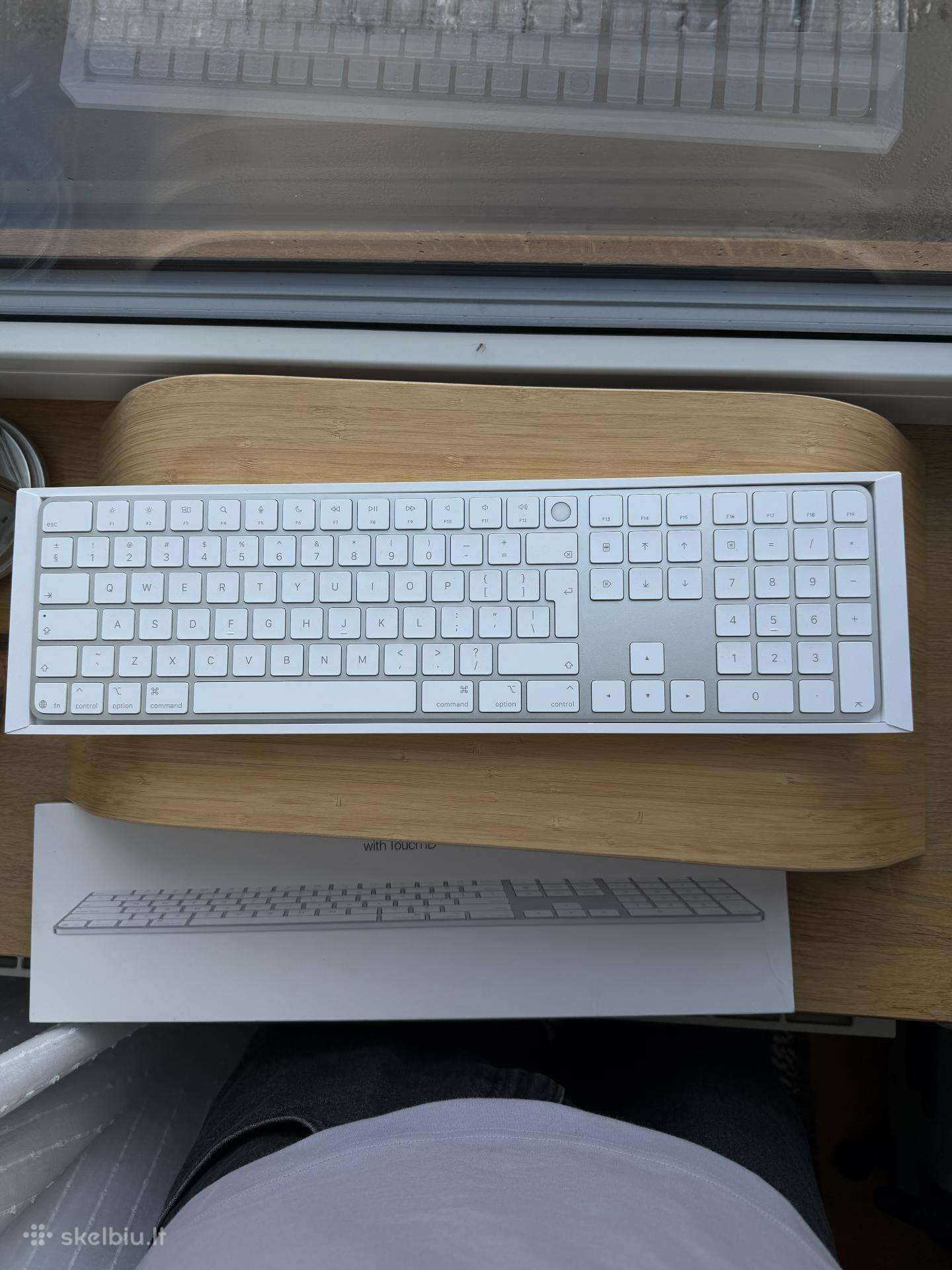 Apple Magic Keyboard numpad with Touch Id