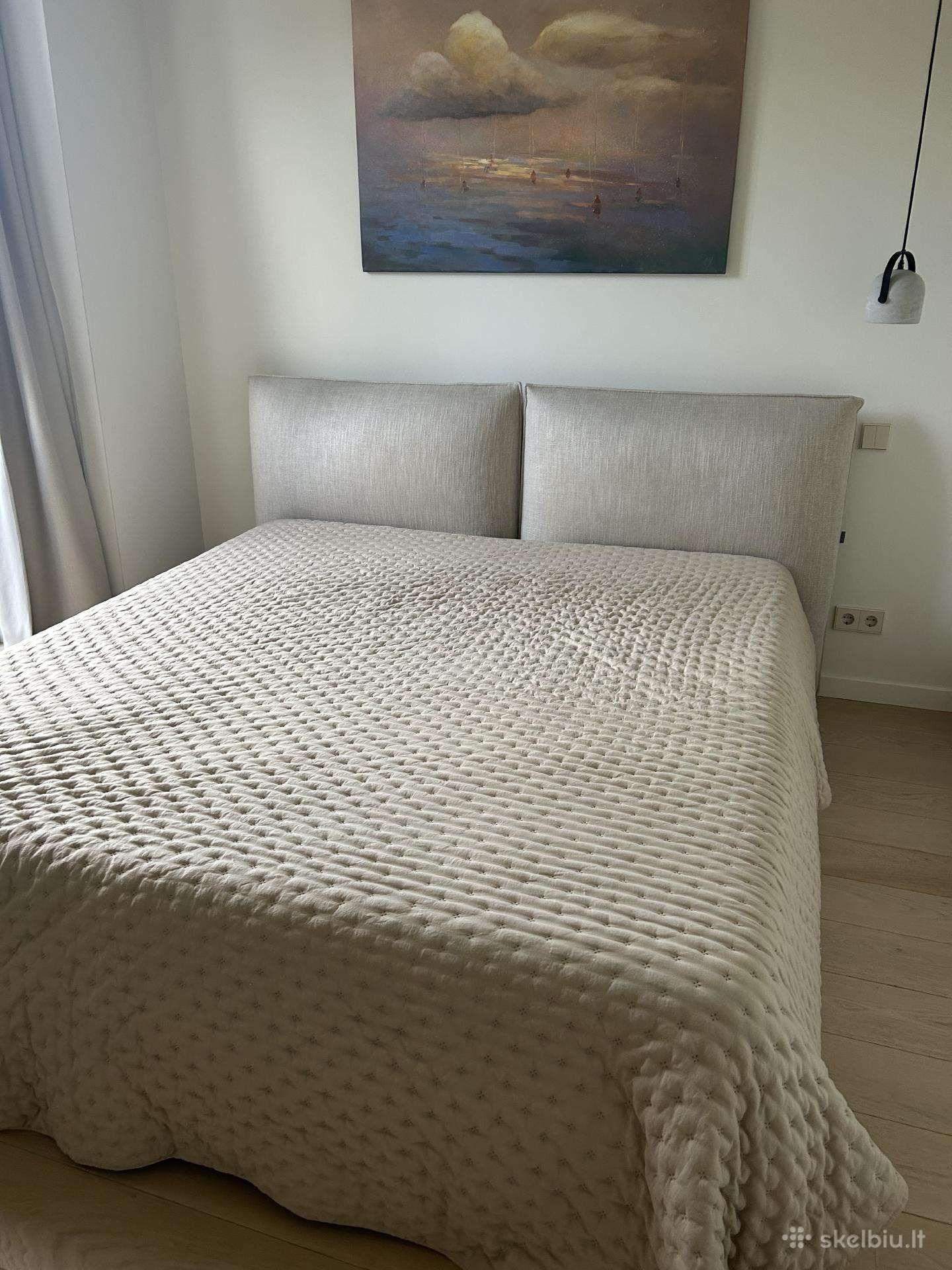 Miegamojo dvigulė lova