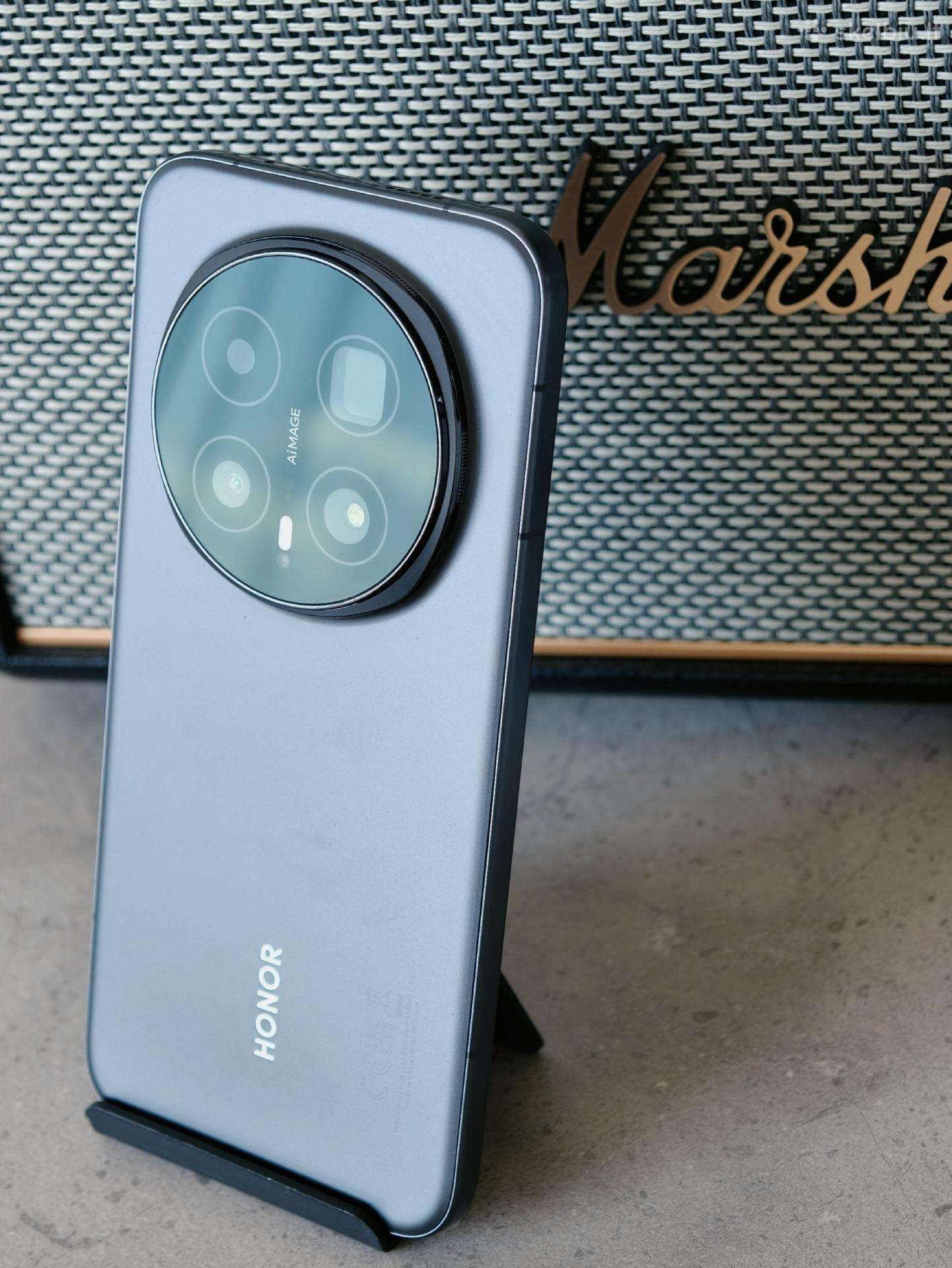 Honor Magic 8 Pro flagmanas. Kaip naujas