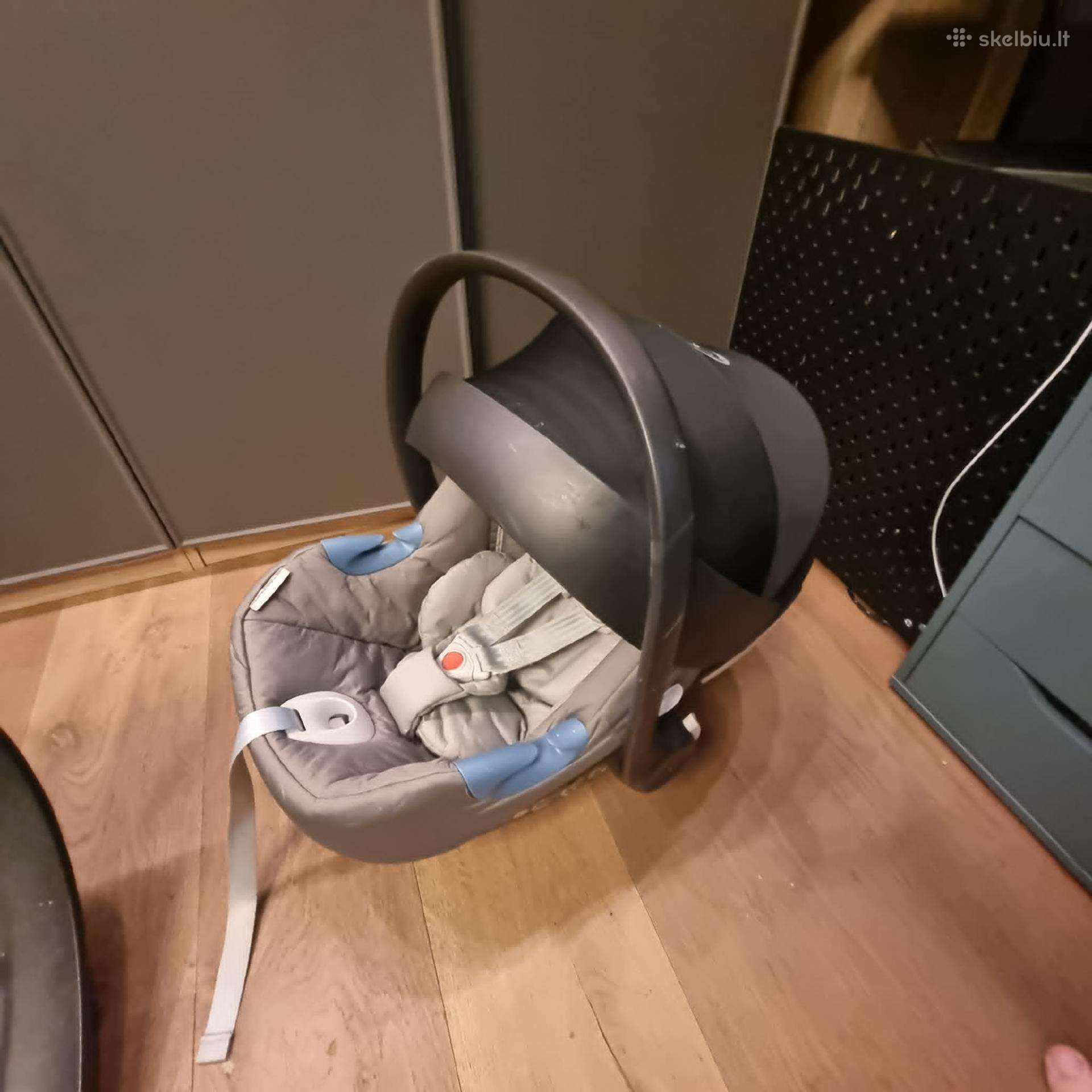 Cybex Gold Aton M i-size su Iso fix baze
