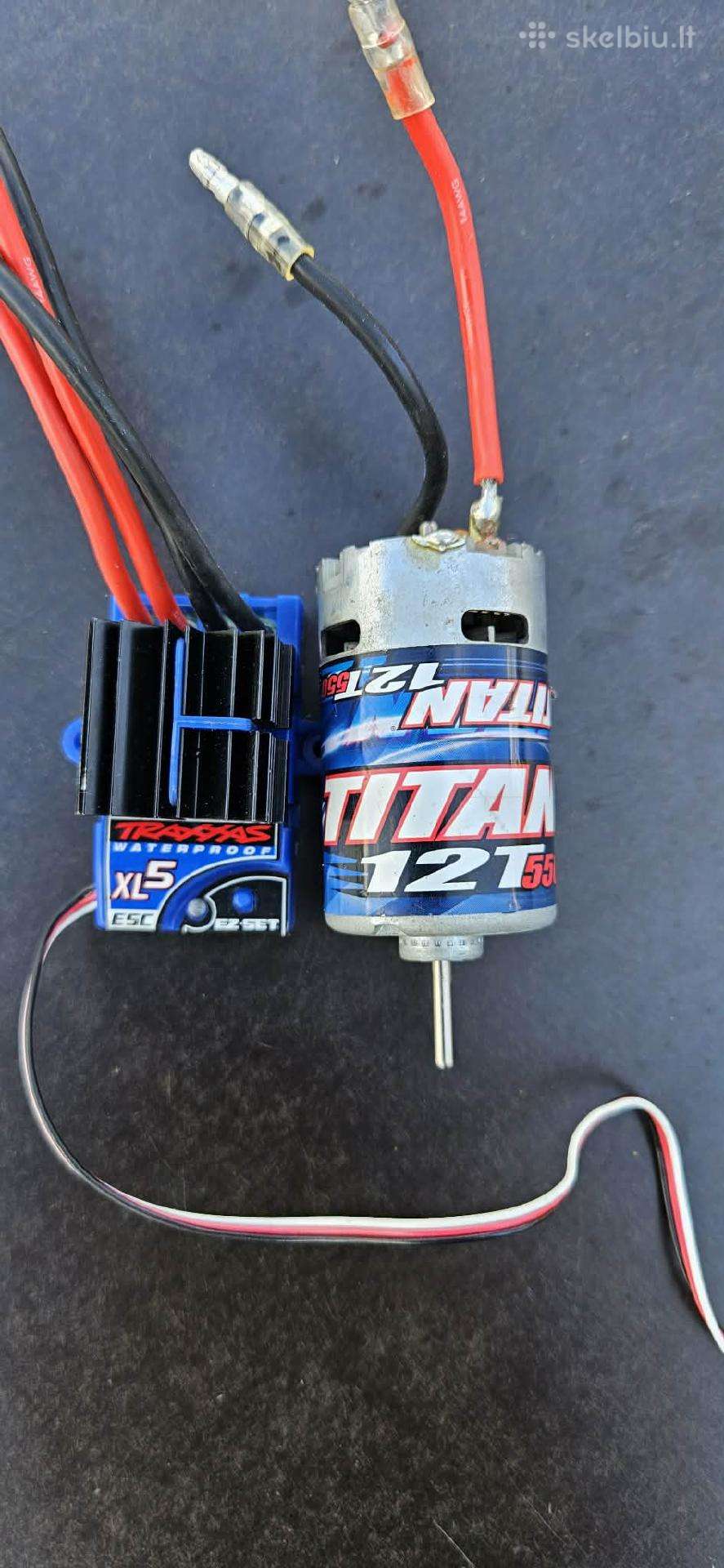 Variklis ir esc