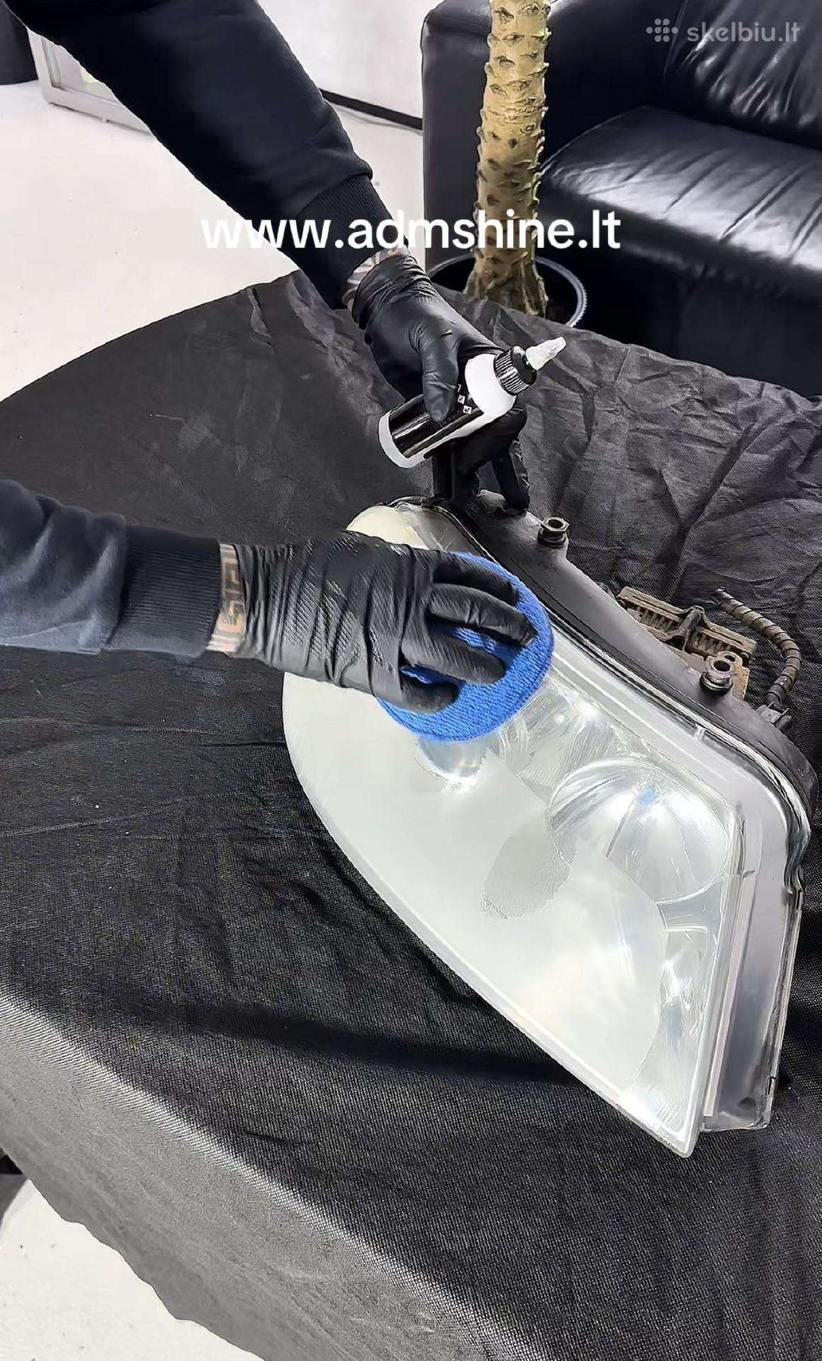 Tepamas savaime išsilyginantis lakas auto-moto
