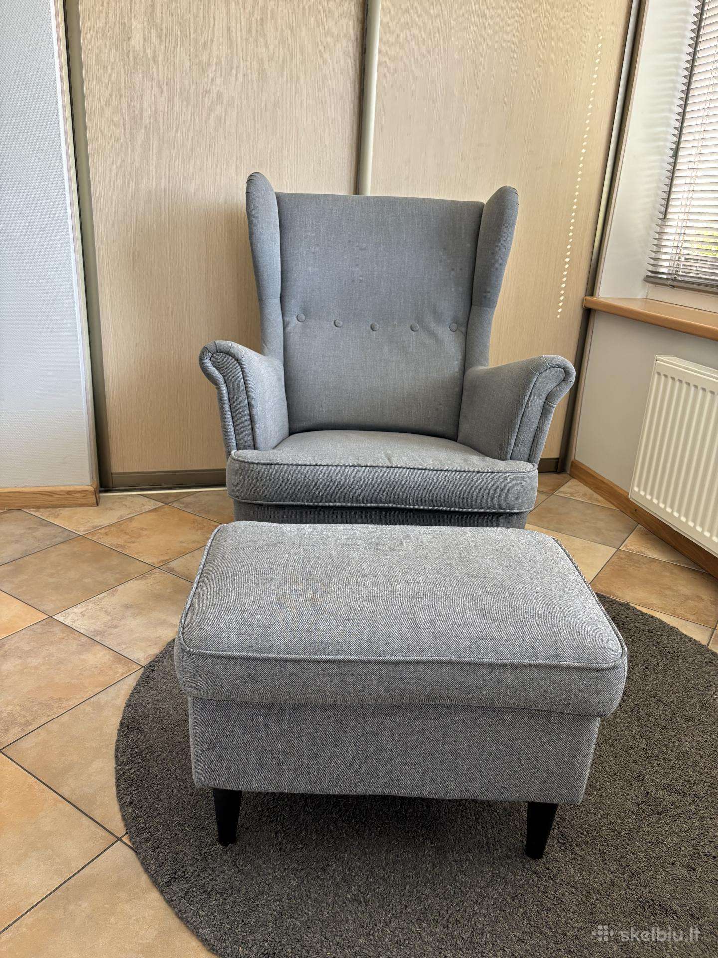 Fotelis Ikea Strandmon su kojų kėdute