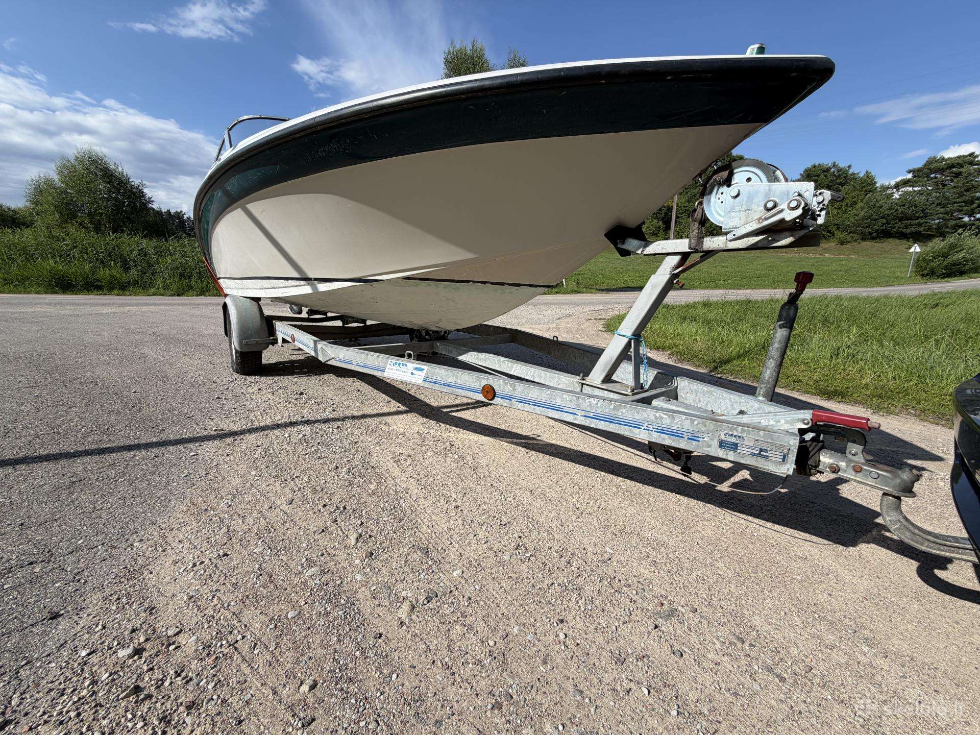 Crowline 180br, yachts / cruisers