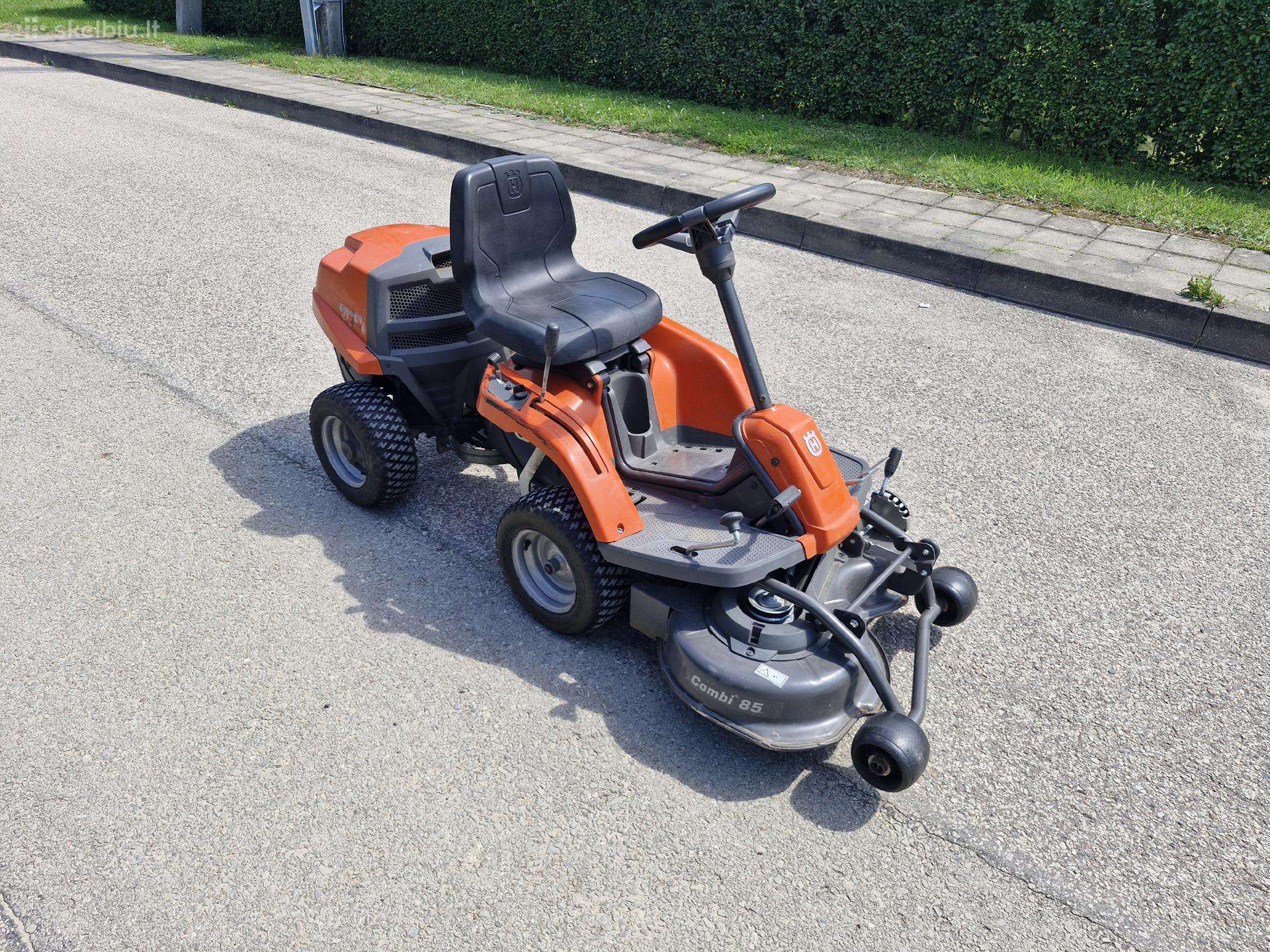 Husqvarna Rider R 111b