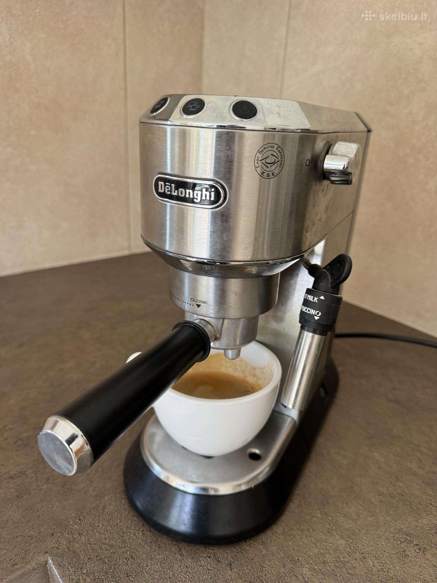 Už simbolinę kainą Delonghi kavos aparatas