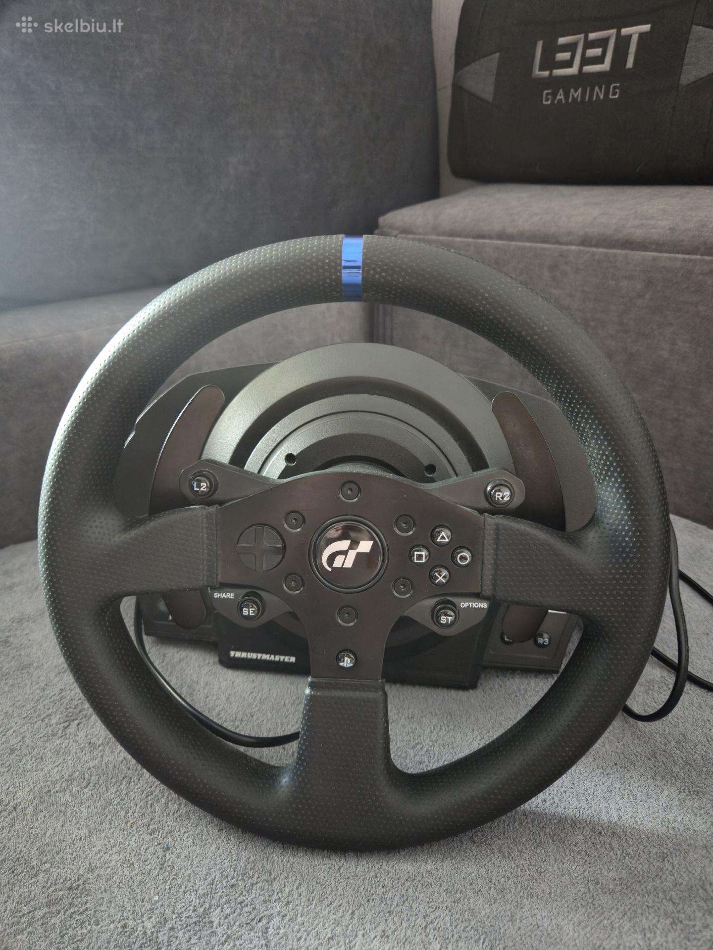Thrustmaster T300 RS GT.