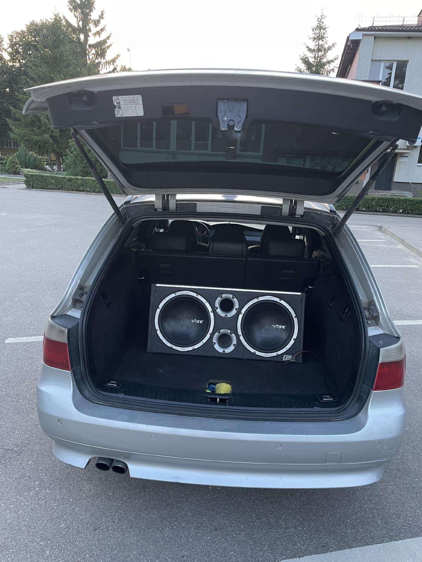 Subwoofer+monoblokas su knobu.