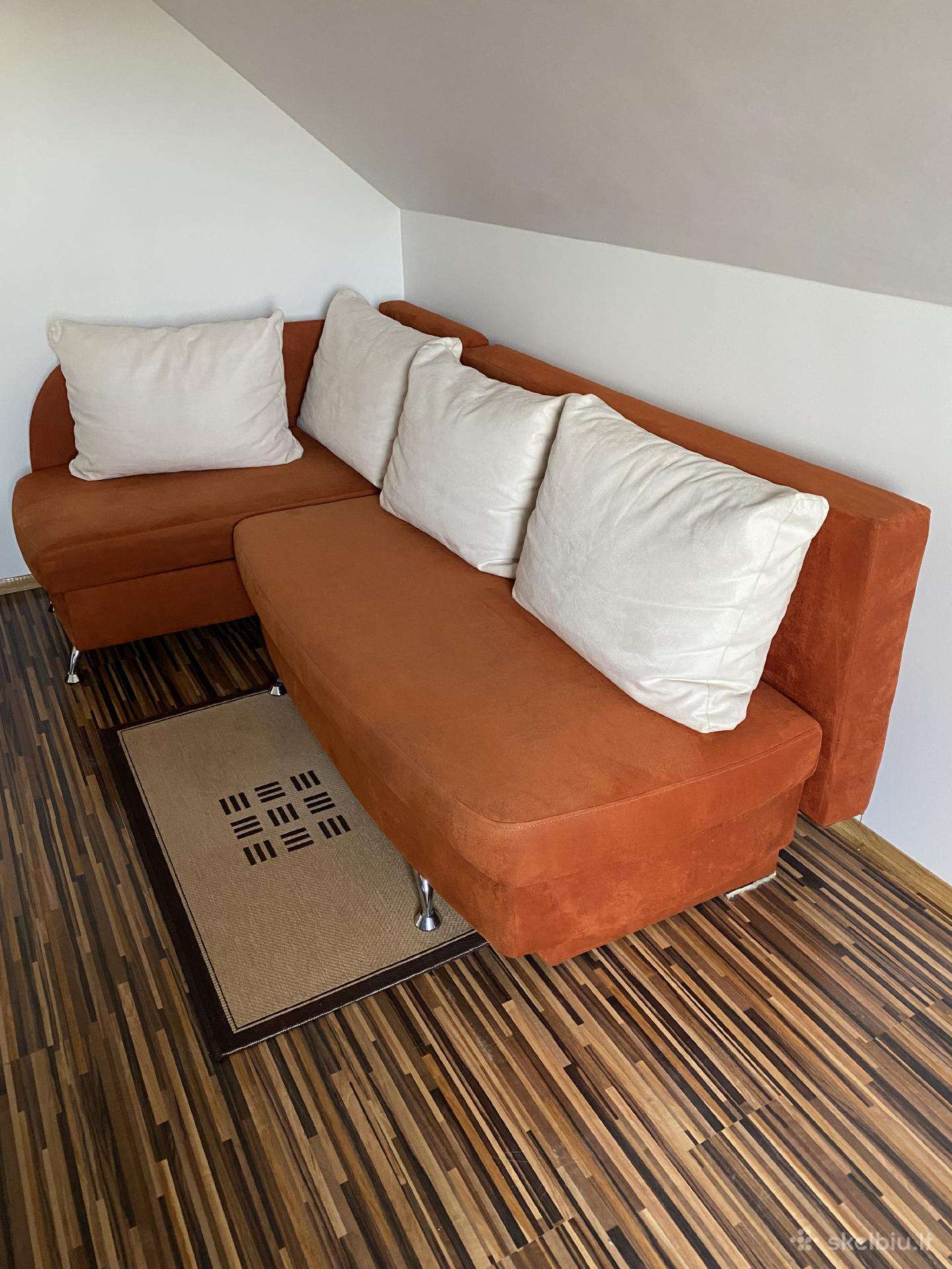Kampinė sofa lova