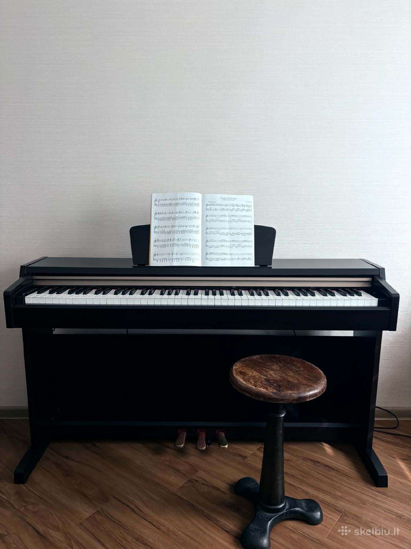 Yamaha Clavinova Clp-220 skaitmeninis pianinas