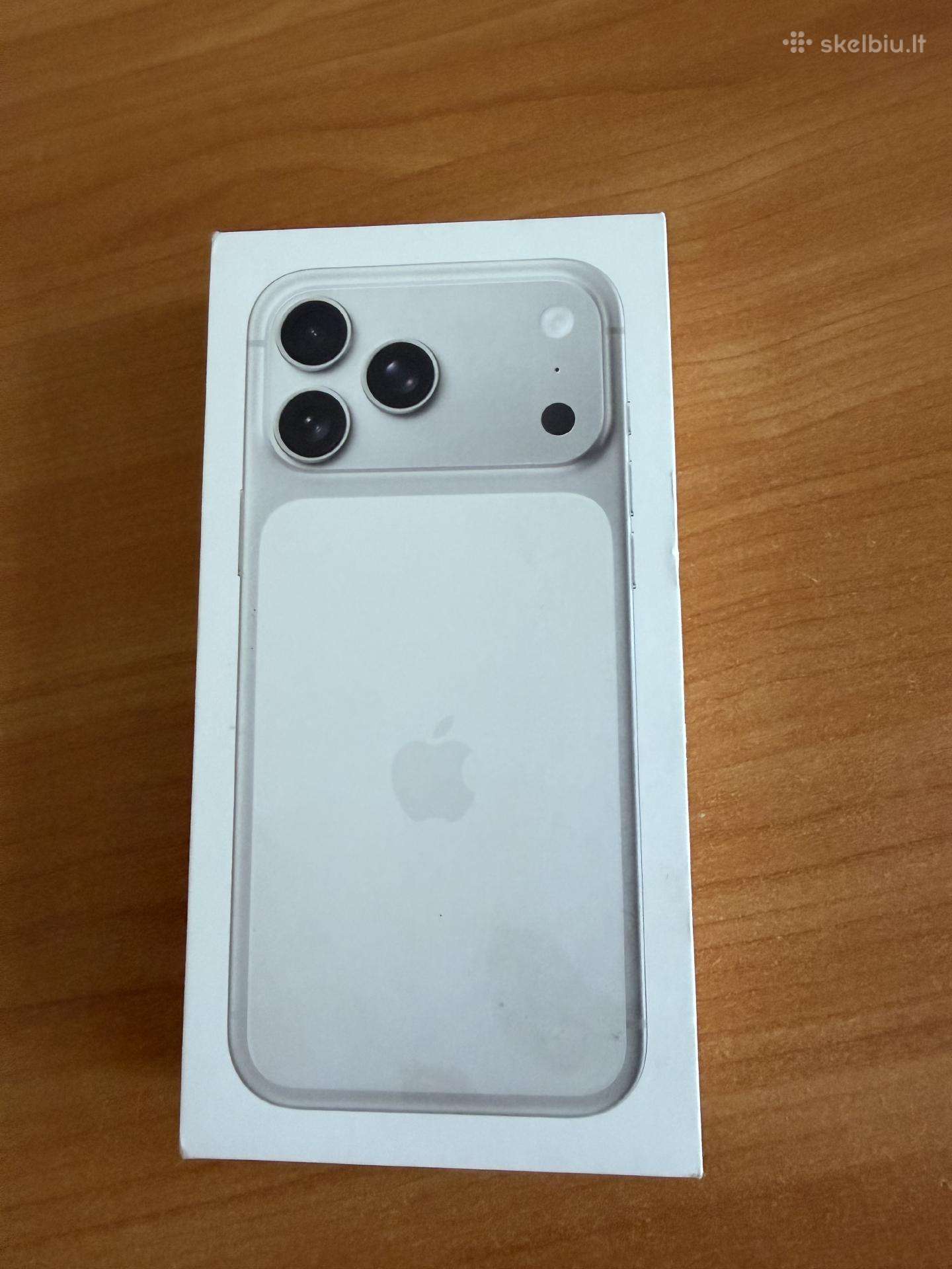 iPhone 17 pro max 256gb