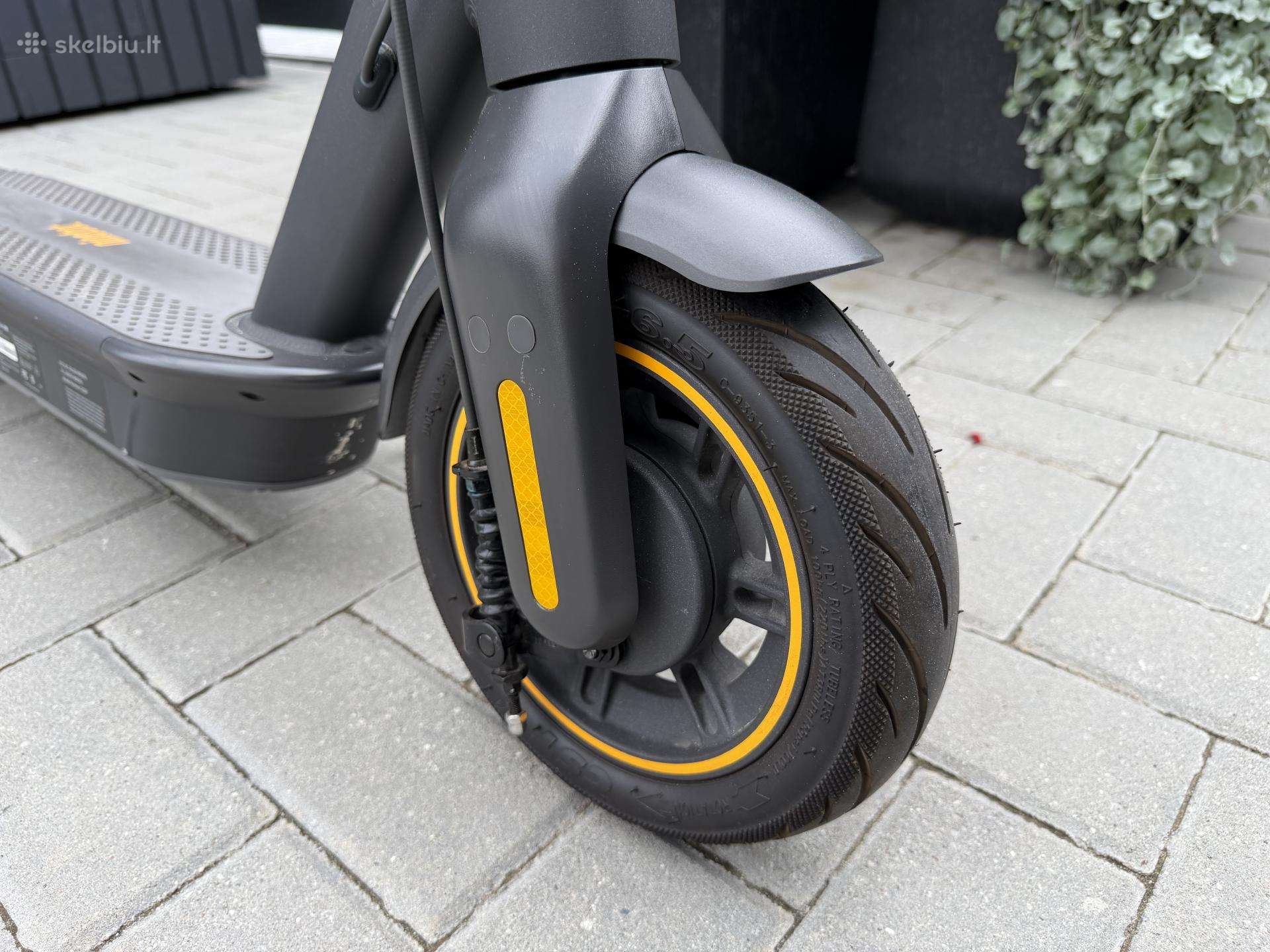 Электрический самокат Segway-Ninebot
