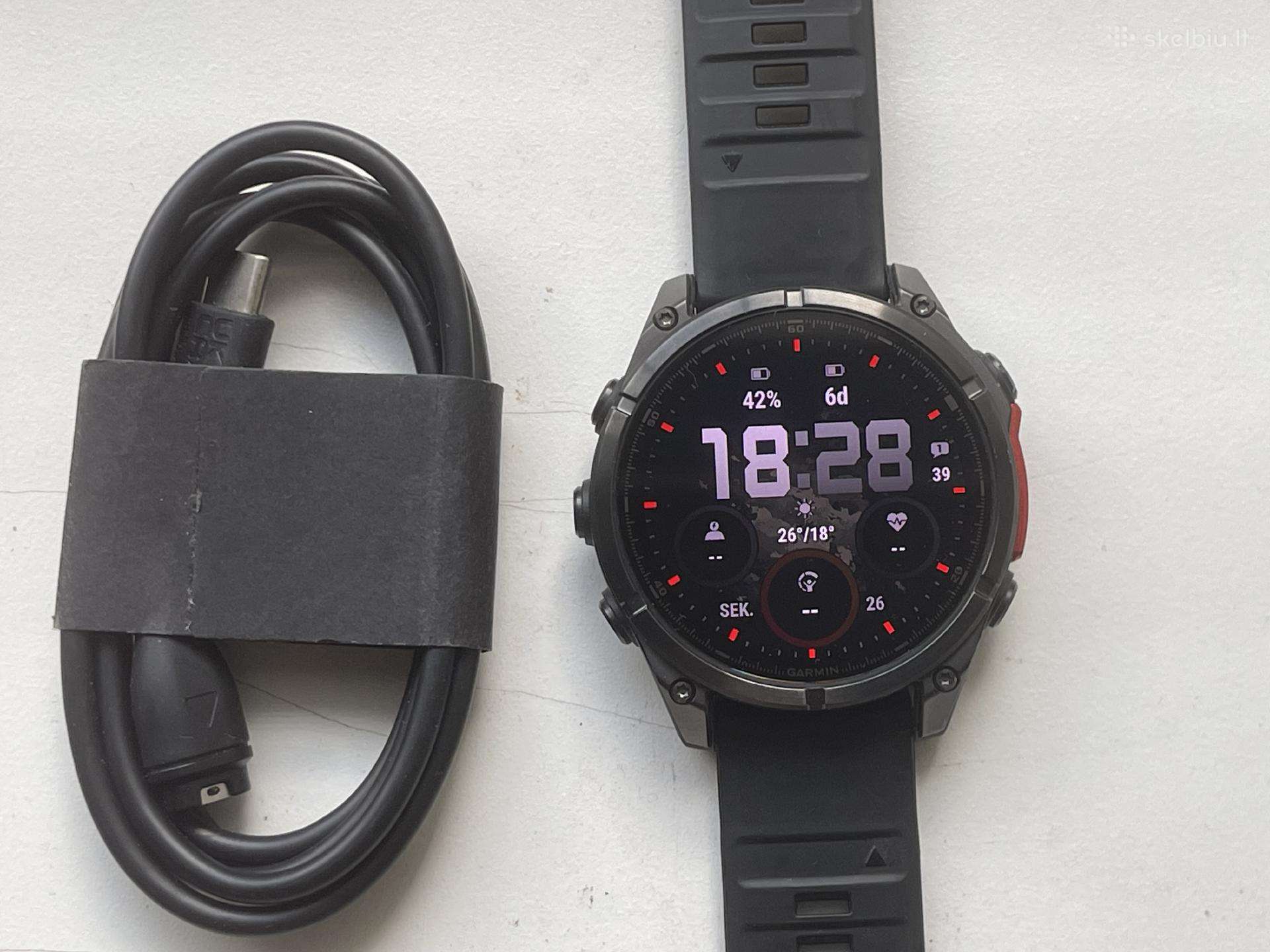 Trumpai nesiotas Garmin fenix 8