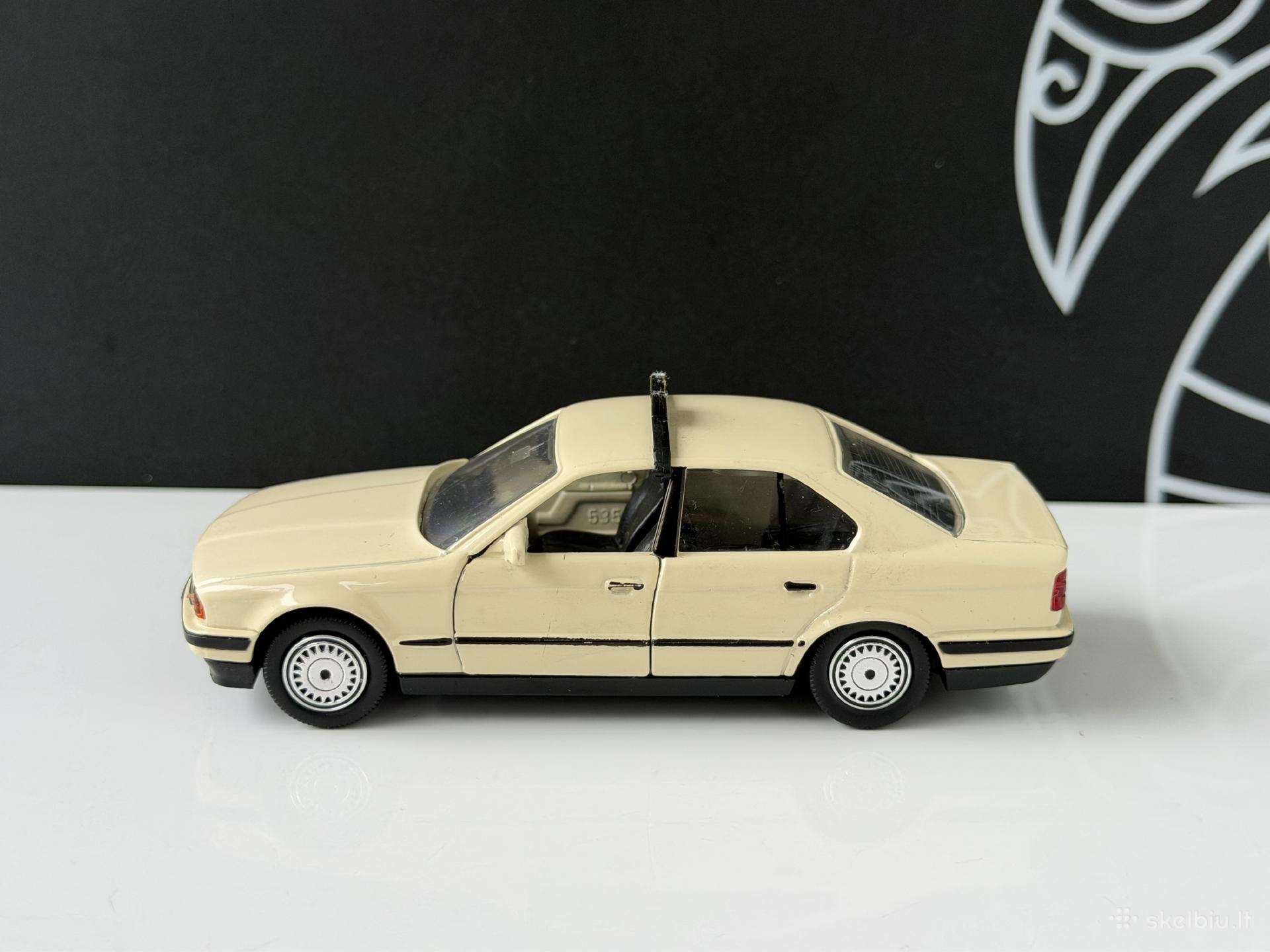 Bmw 535i Taxi e34 1:43