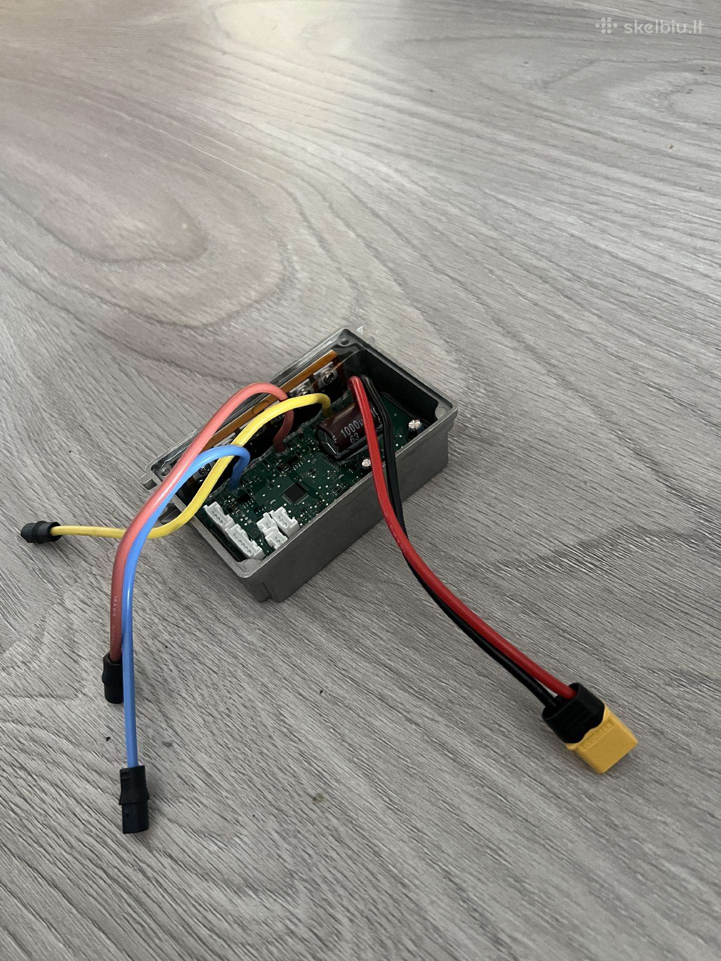 Ninebot g30 max kontroleris