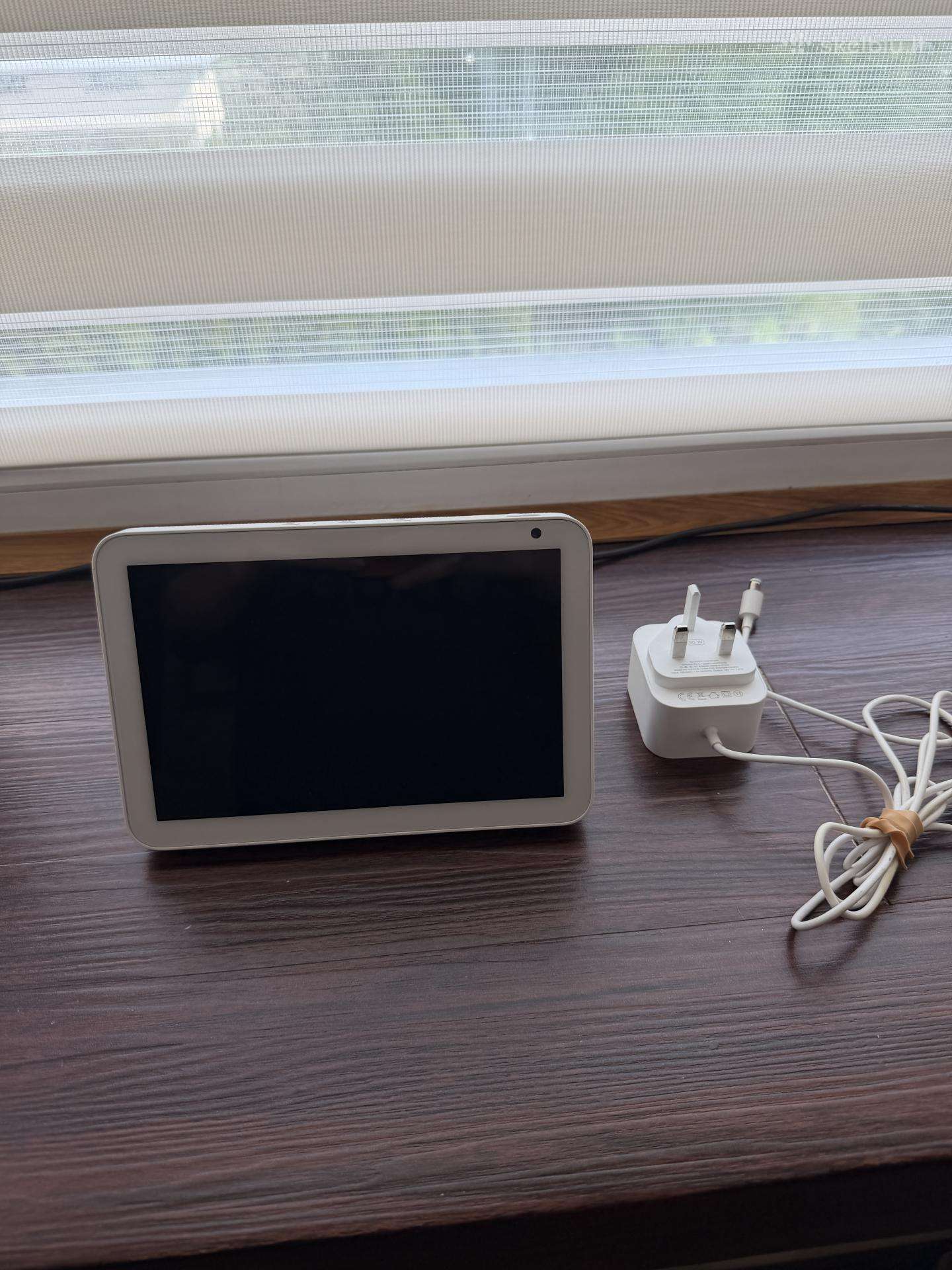 Amazon ECHO Show 8 1st Gen Smart Display C7h6n3