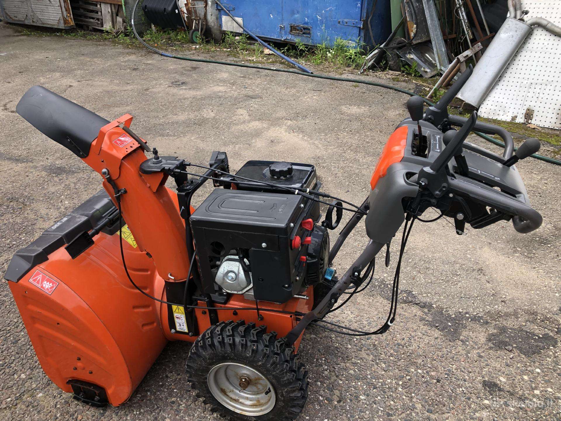 Sniego valytuvas Husqvarna St 330