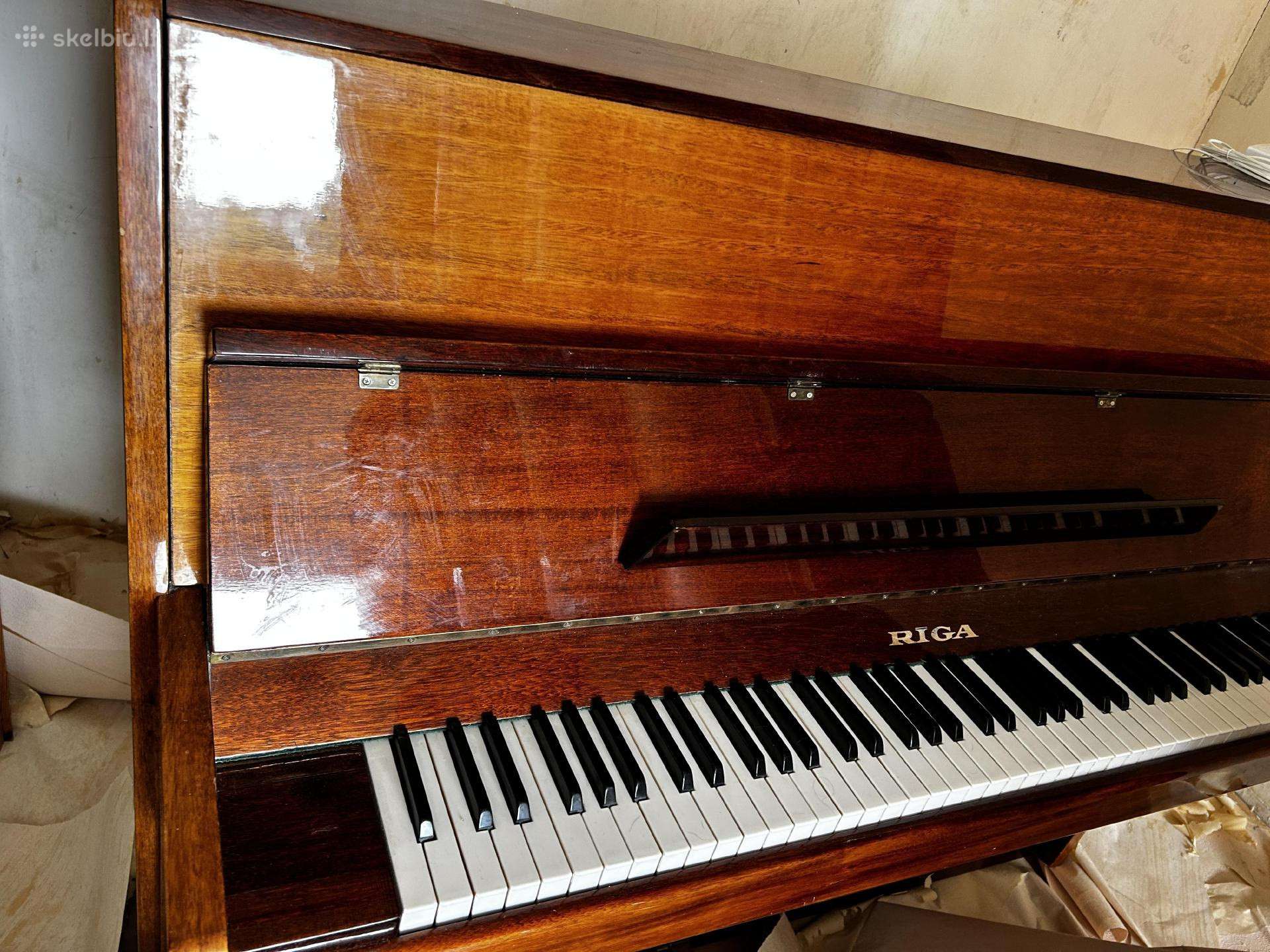 Pianinas Riga
