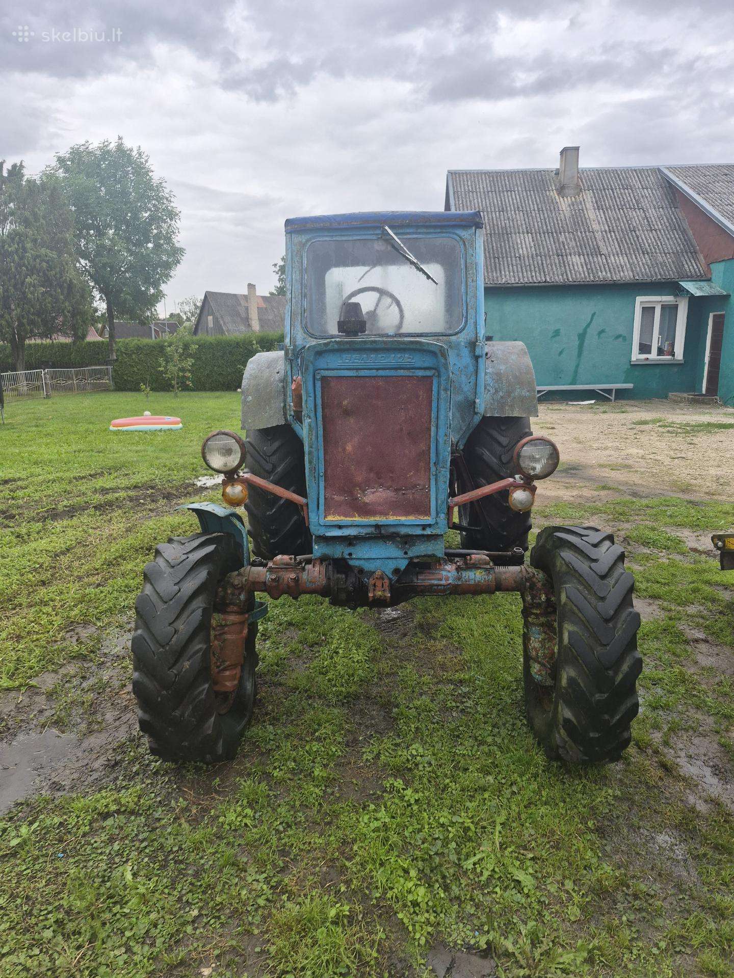 Mtz-52 su 80varikliu