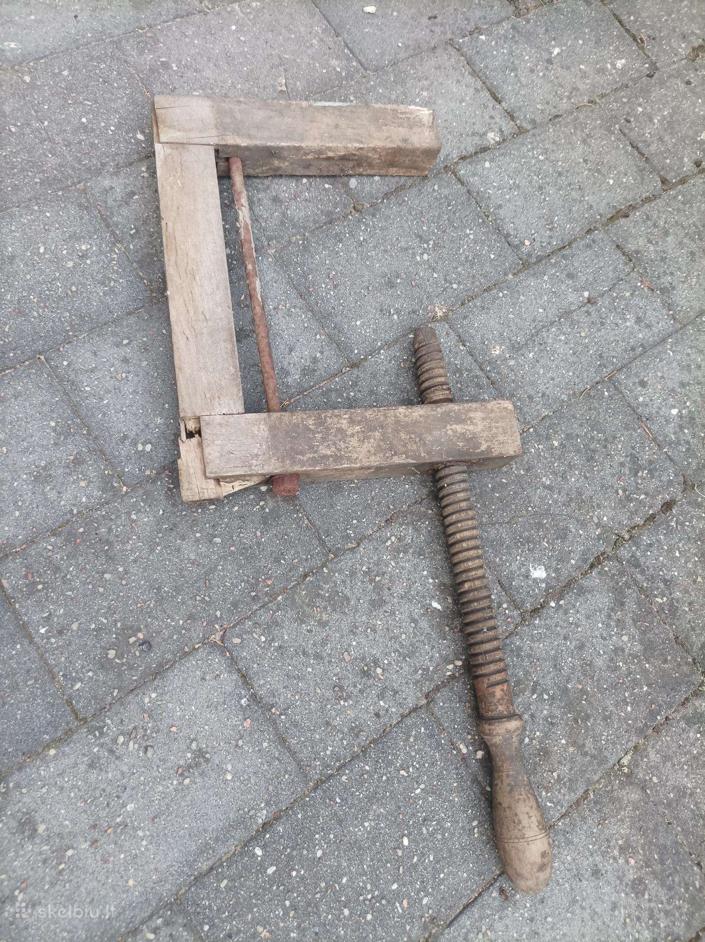 Antikvaras