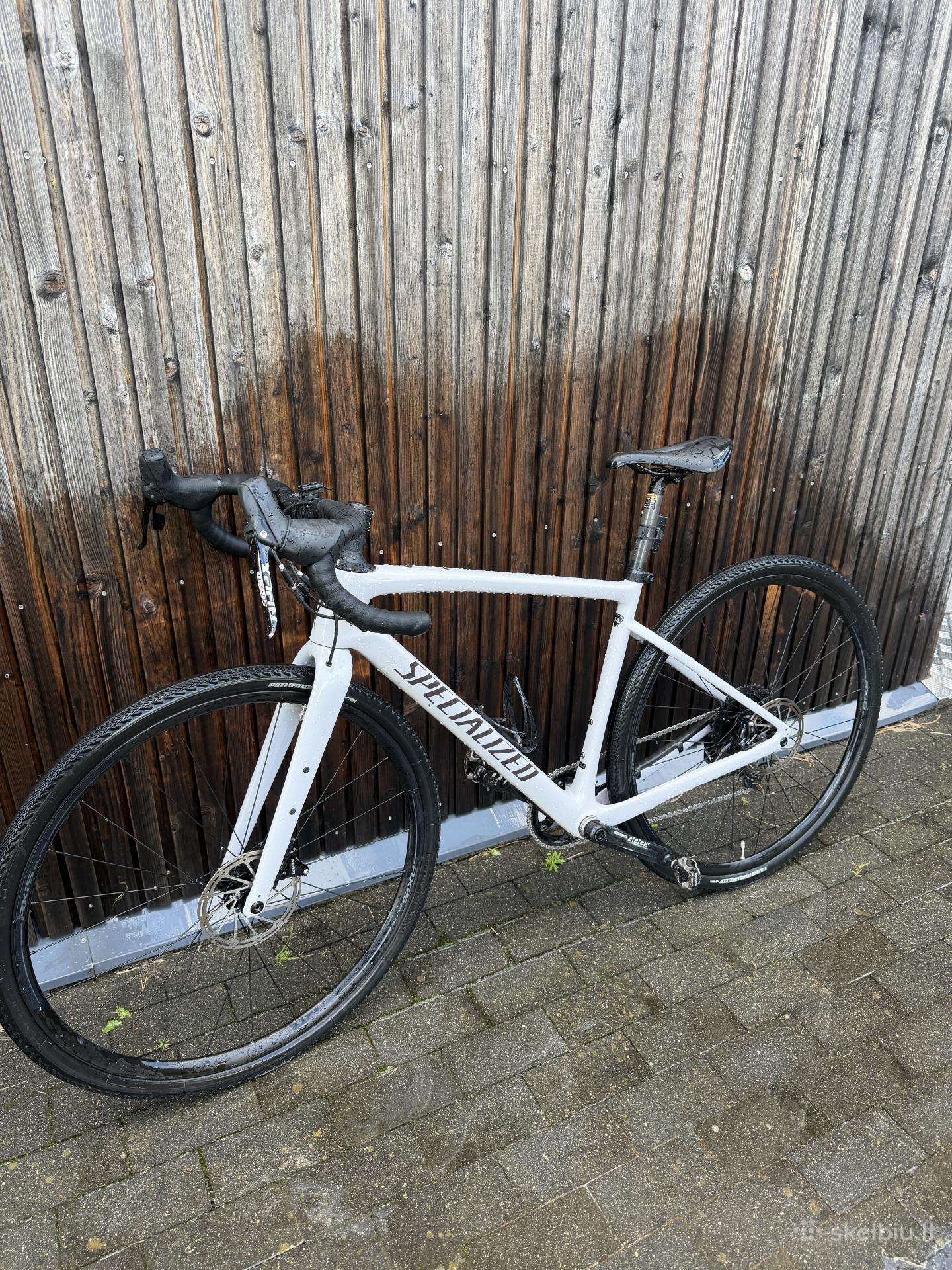 Parduodamas Specialized Diverge Base Carbon