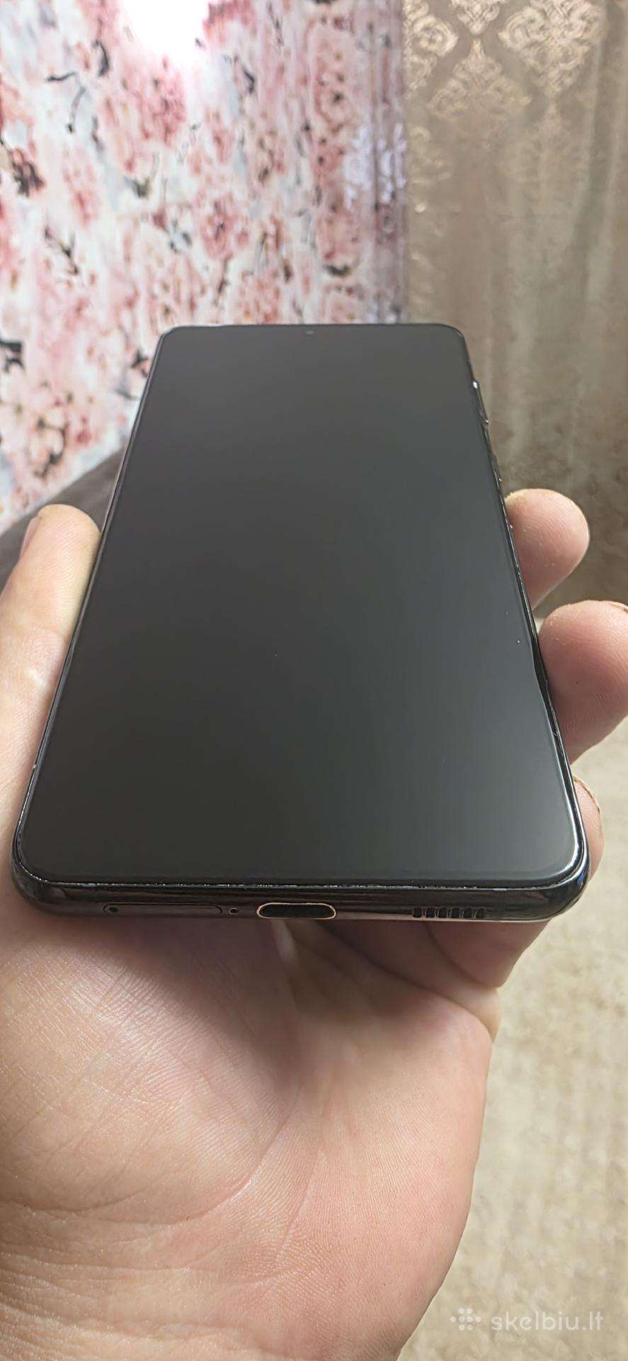 Samsung S21+, 256 GB.