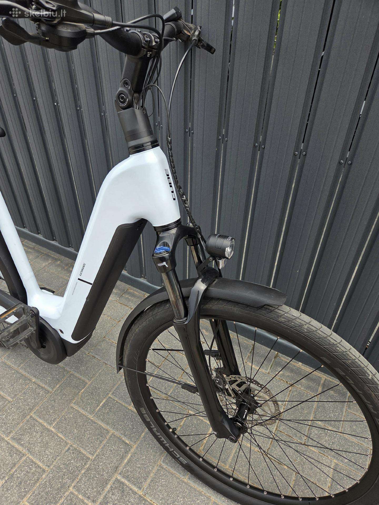 Electric bike Cube 28″