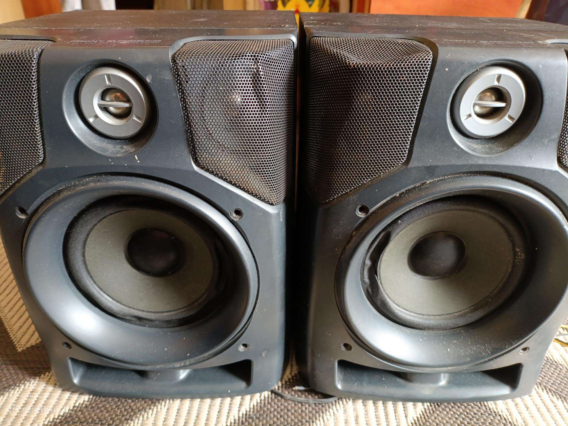 Gan galingos Aiwa koloneles