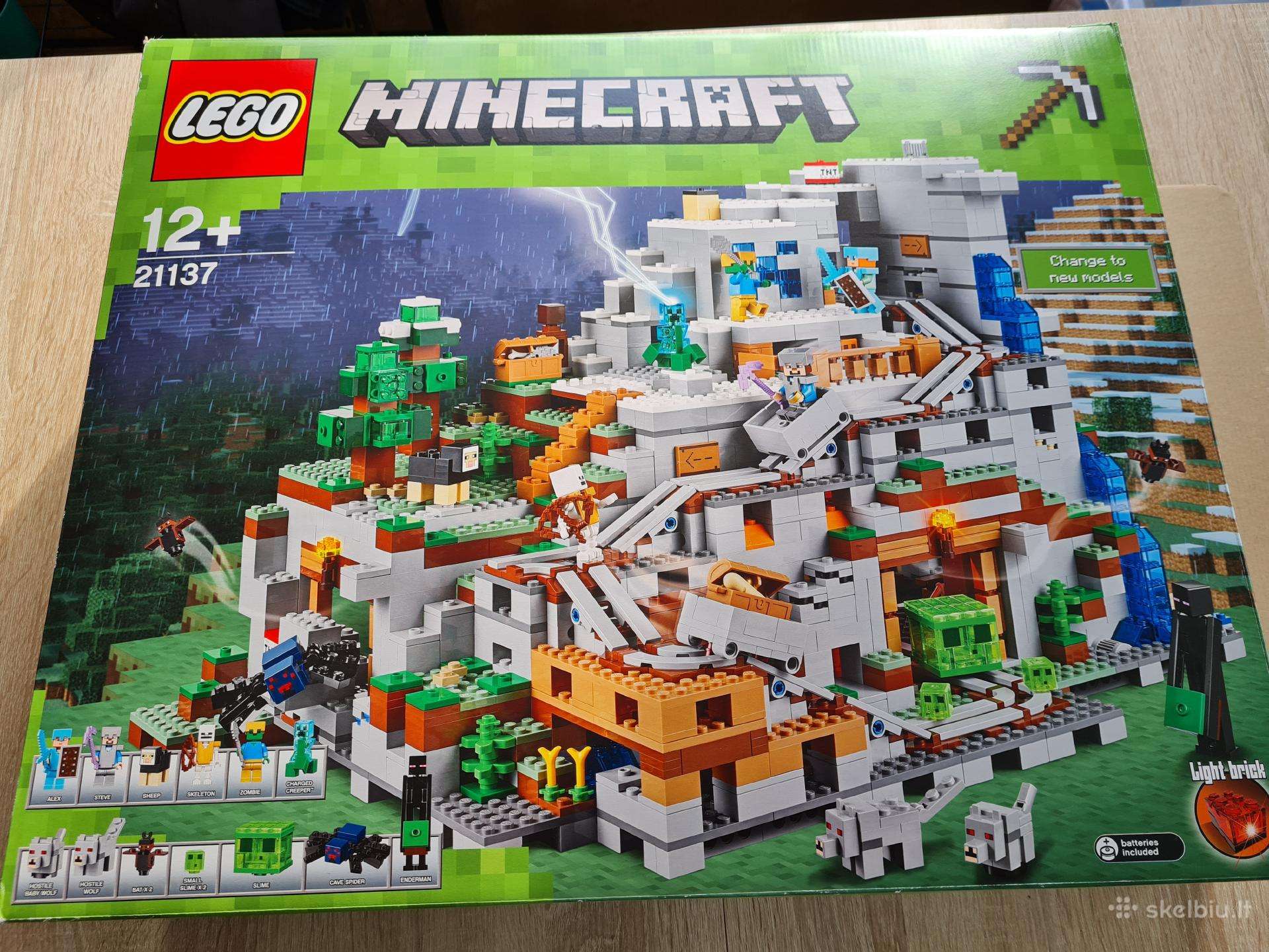 Lego Minecraft 21137