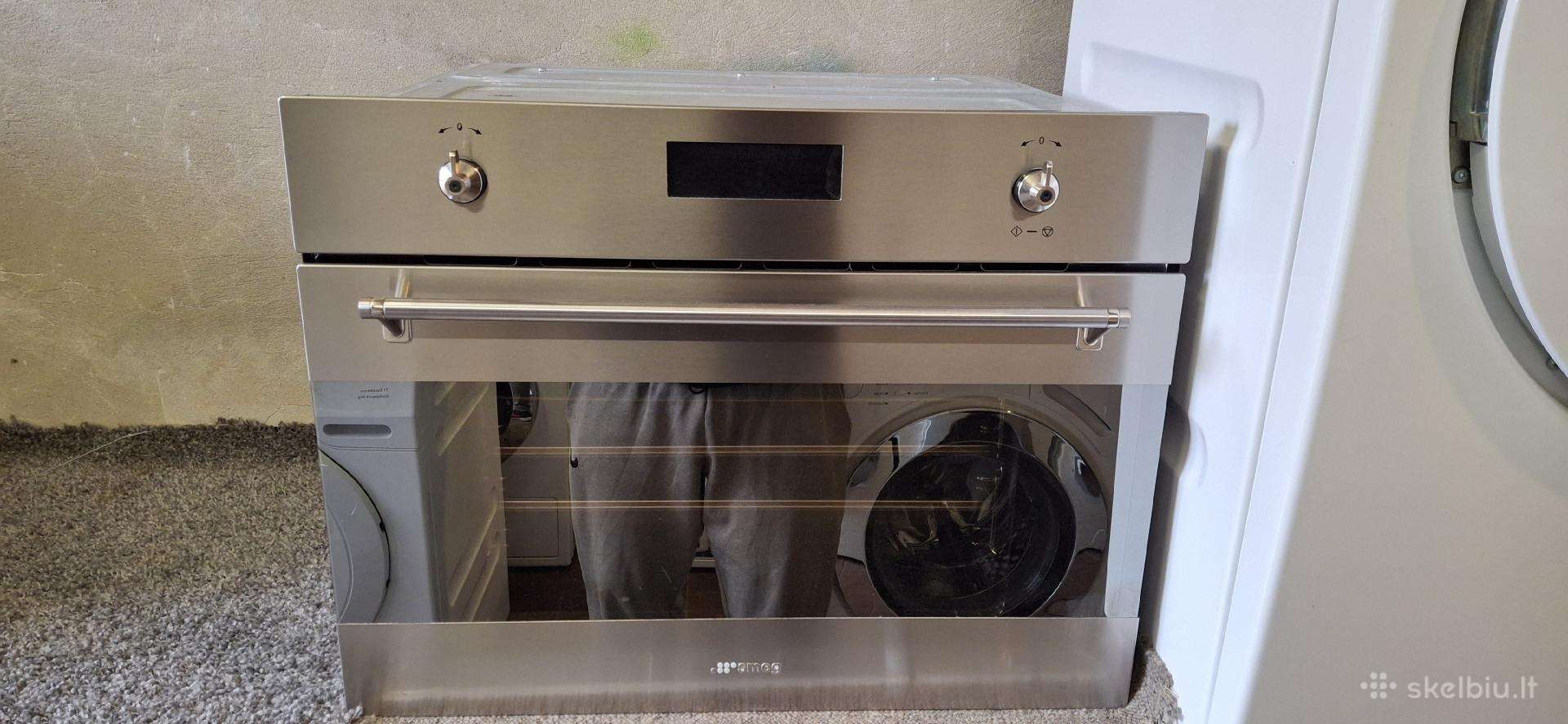 Įmontuojama garinė orkaitė "Smeg"