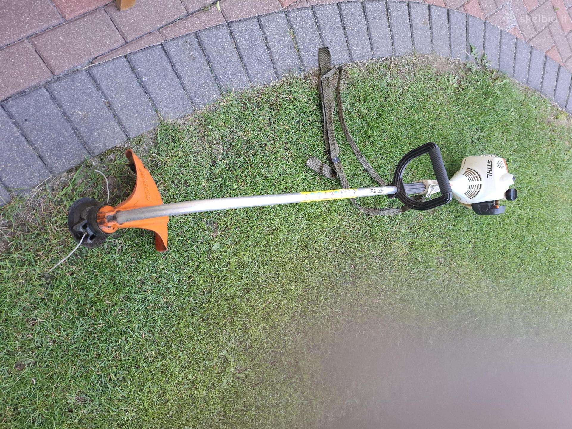 Parduodamas trimeris Stihl FS 38