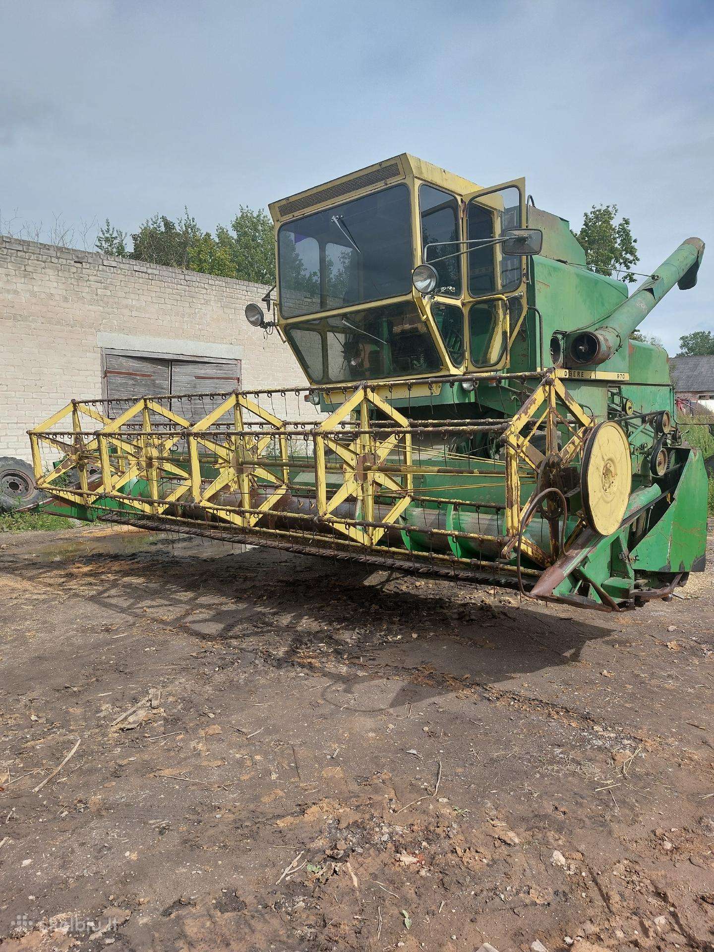 John deere -970 su siaudu smulkintuvu