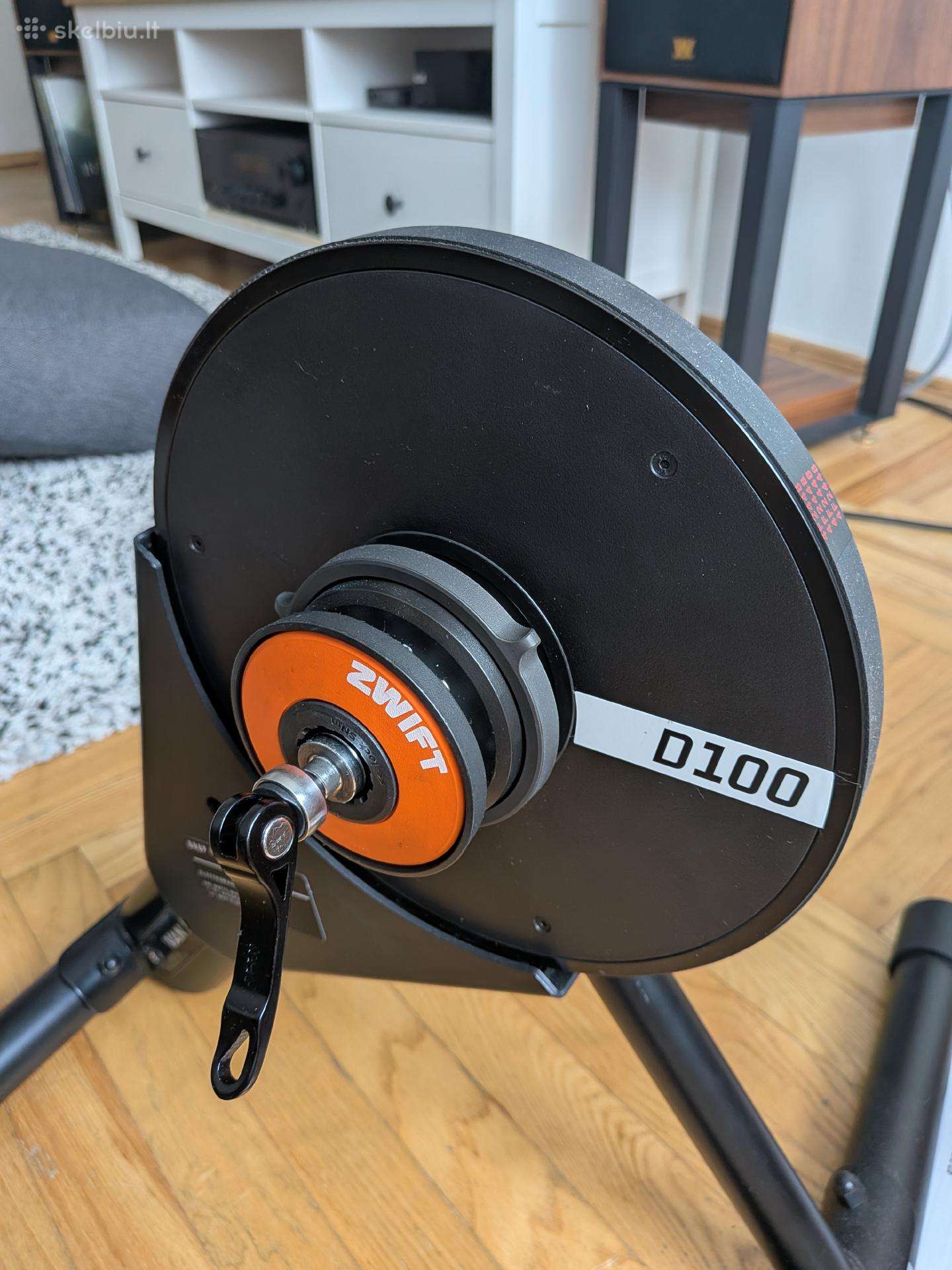 Van Rysel D100 dviračio treniruoklis