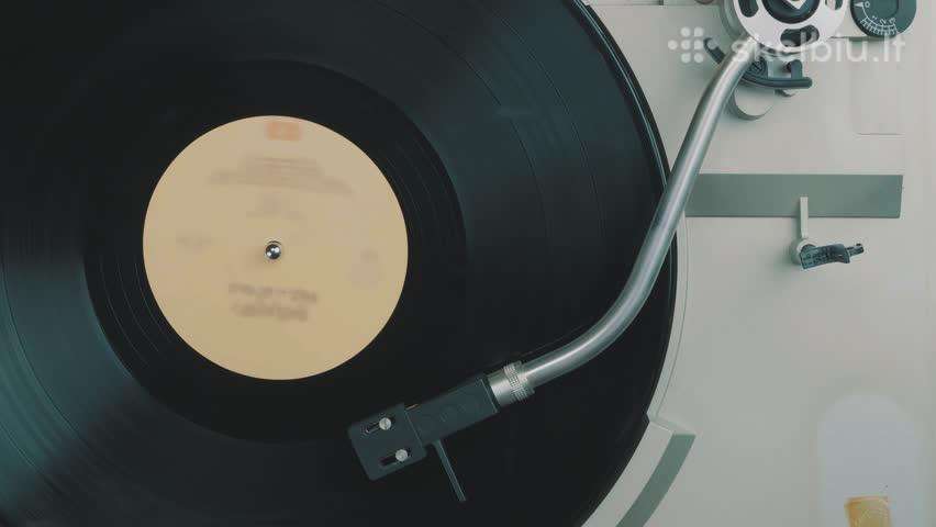 Vinilines ploksteles