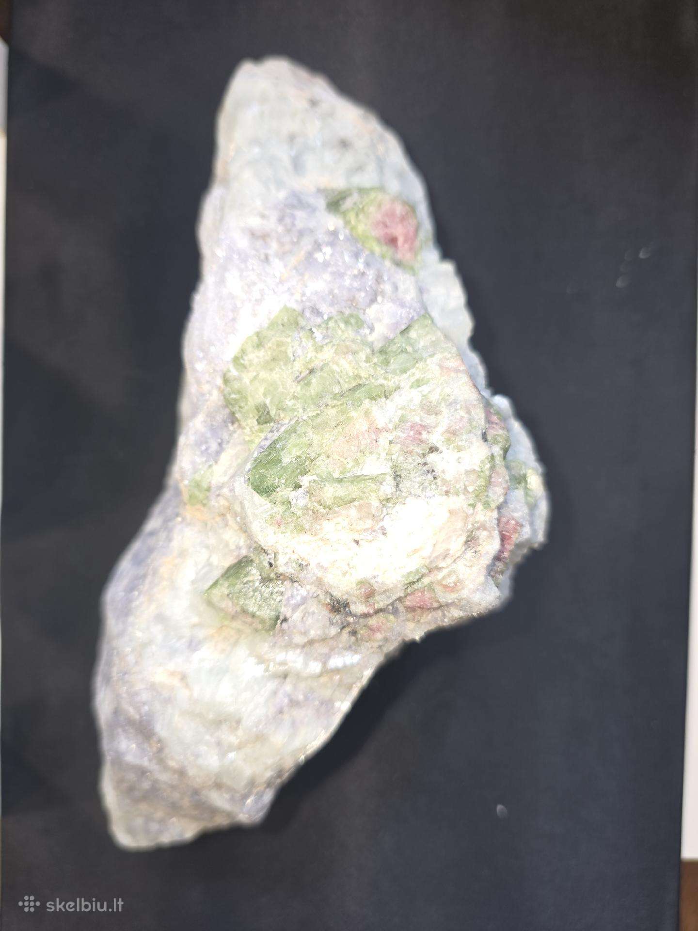 Arbūzinis turmalinas