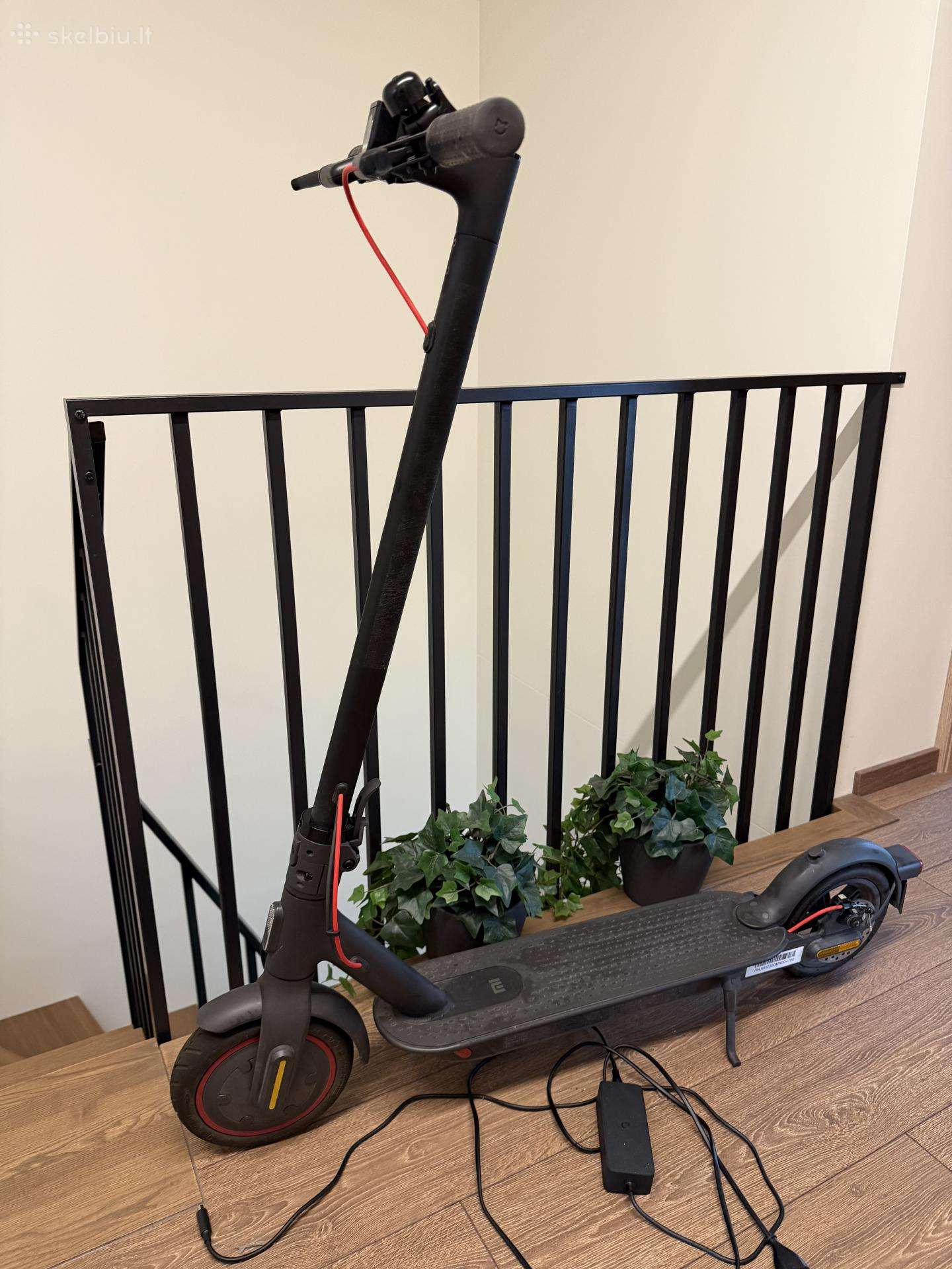 Xiaomi Mi Electric Scooter Pro 2 (vokiška versija)