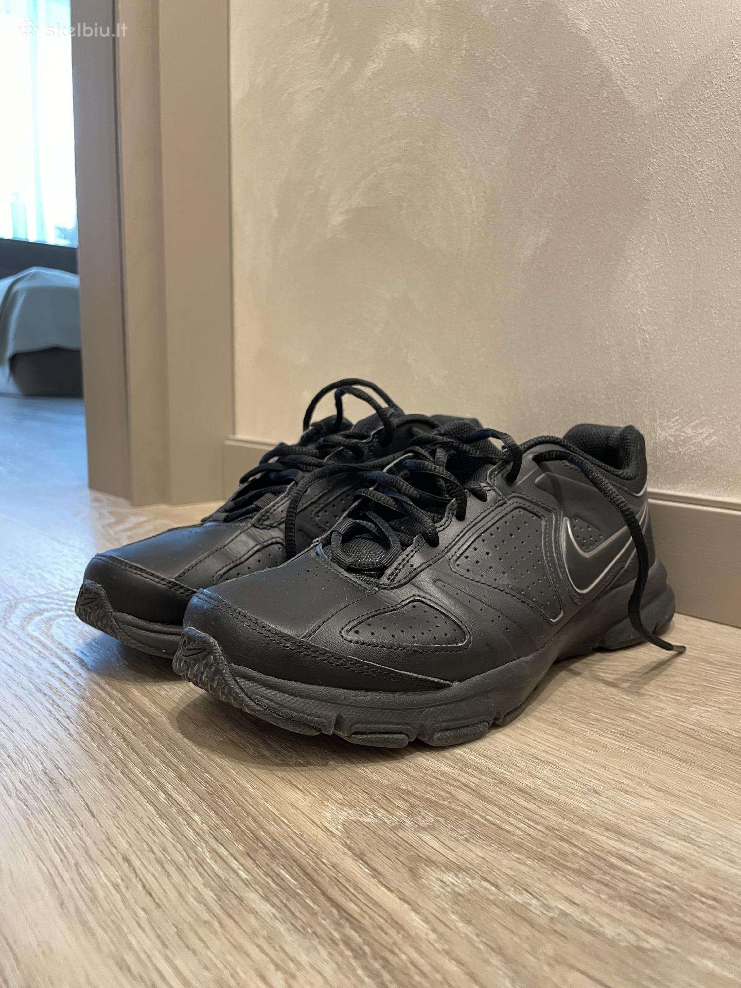Sportbačiai Nike T-lite Xi(40-40.5)