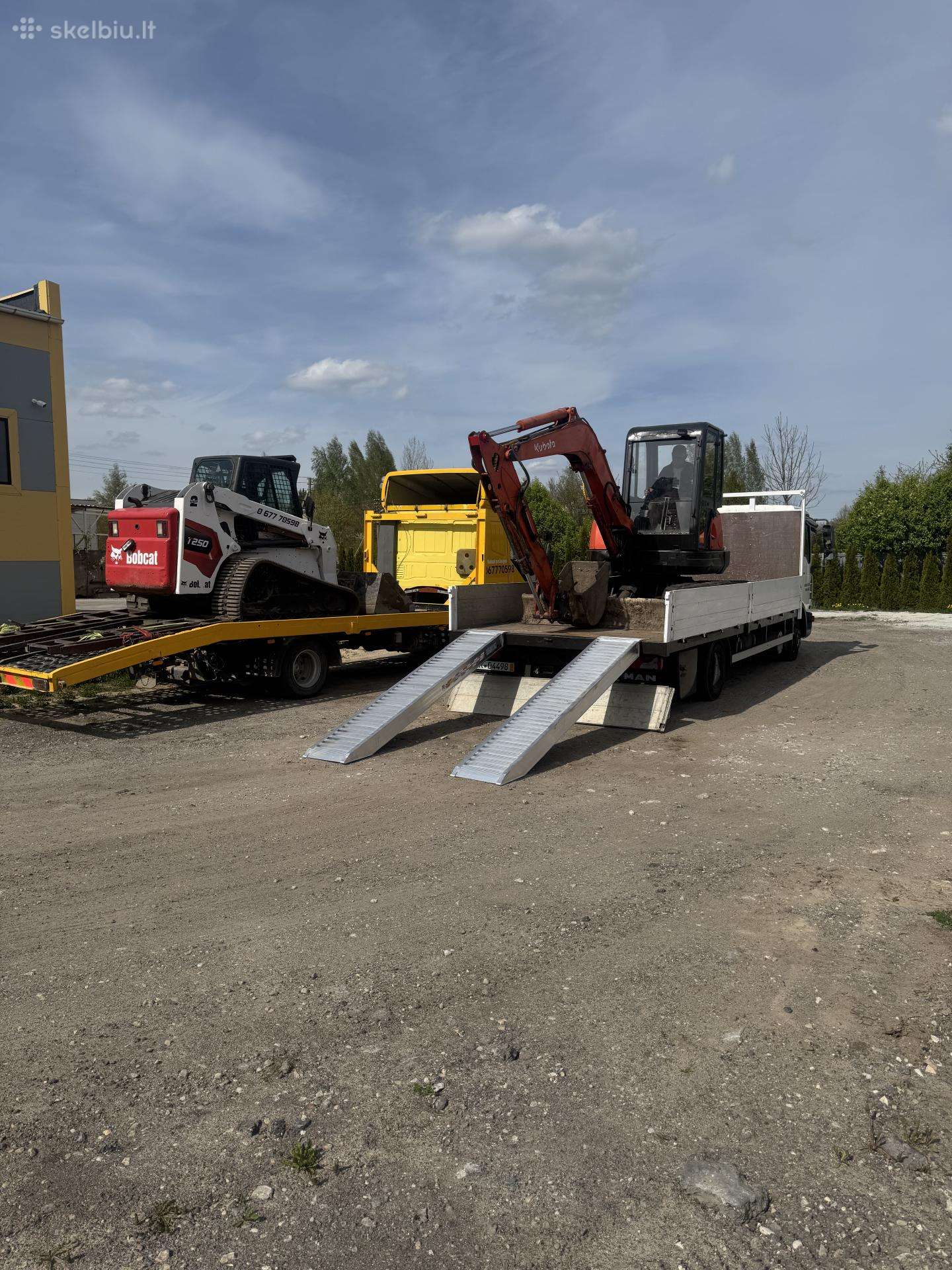 Galingo bobcat ir eskovatoriaus su operatoriu nuom