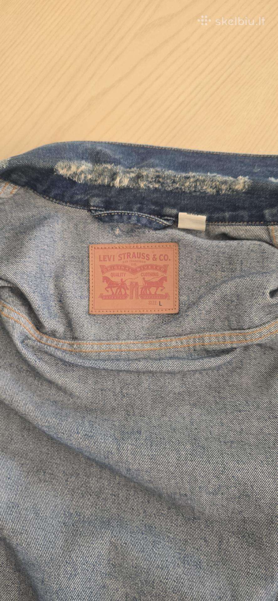 Dzinsinis svarkas Levi Strauss