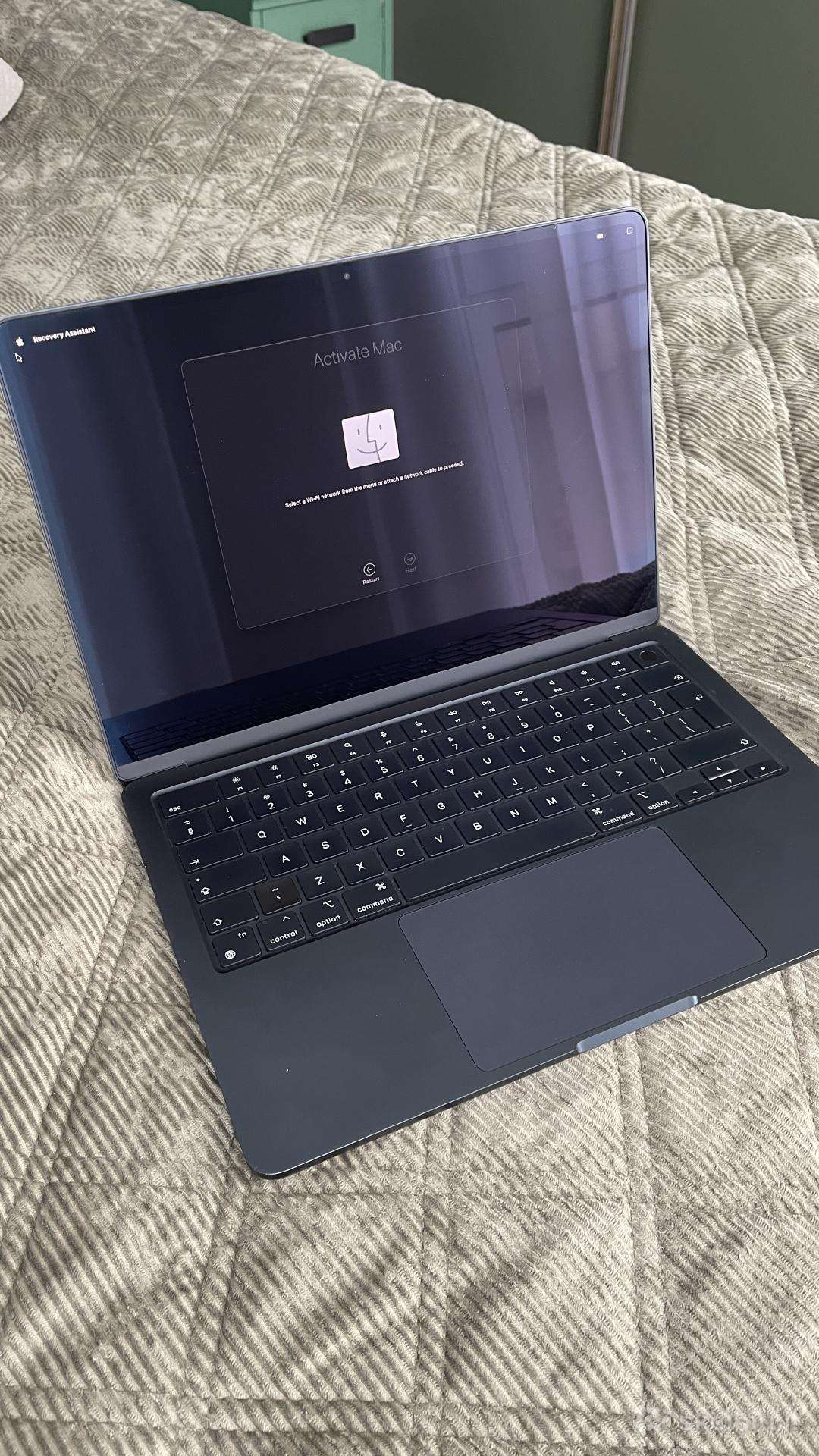 MacBook Air M2 16gb 13.6 in 256gb